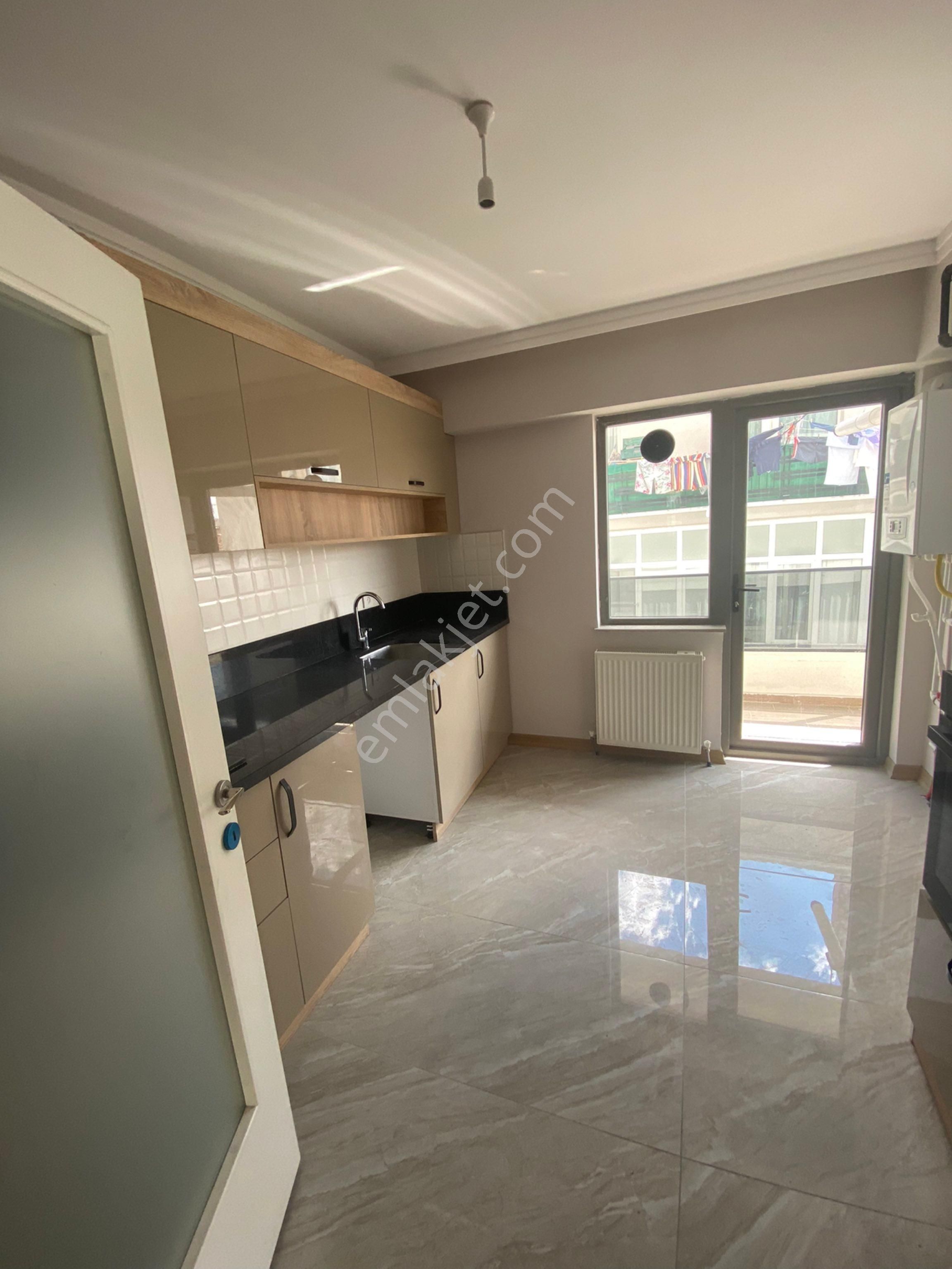 Ayrancı Paris Caddesi Yeni Bina Asansörlü,otoparklı Arakat Satılık 3+1 Daire - Görsel 18