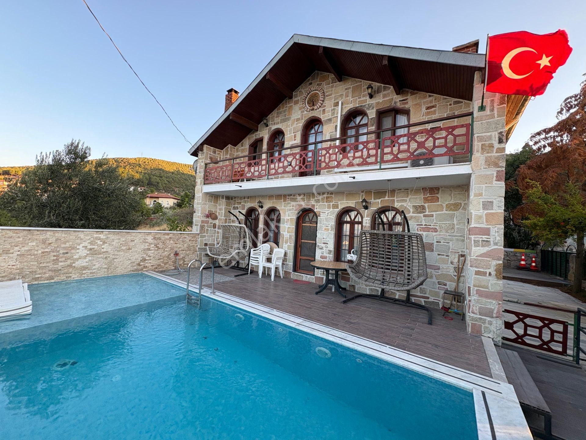 Burhaniye Taylıelinde Satılık Harika Villa. - Görsel 19