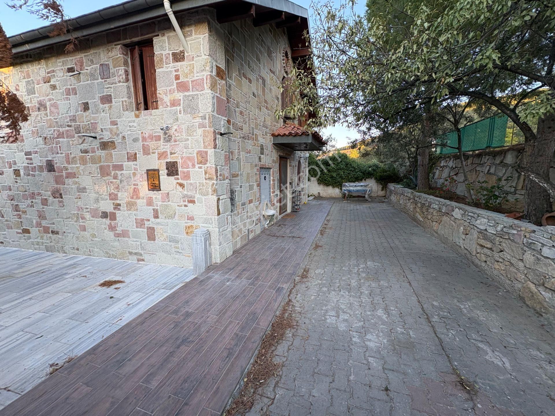 Burhaniye Taylıelinde Satılık Harika Villa. - Görsel 16