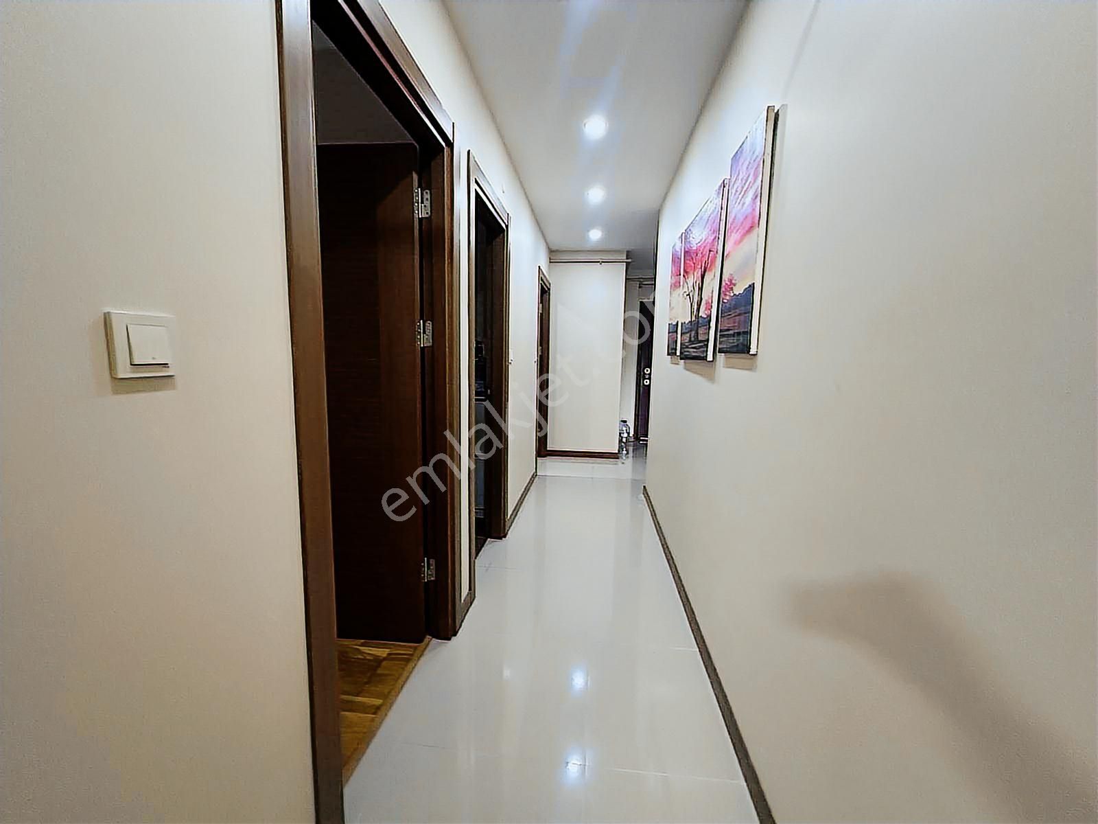 Cadde Üzerinde Merkezi Konumda Güney Cepheli Fırsat - Görsel 17