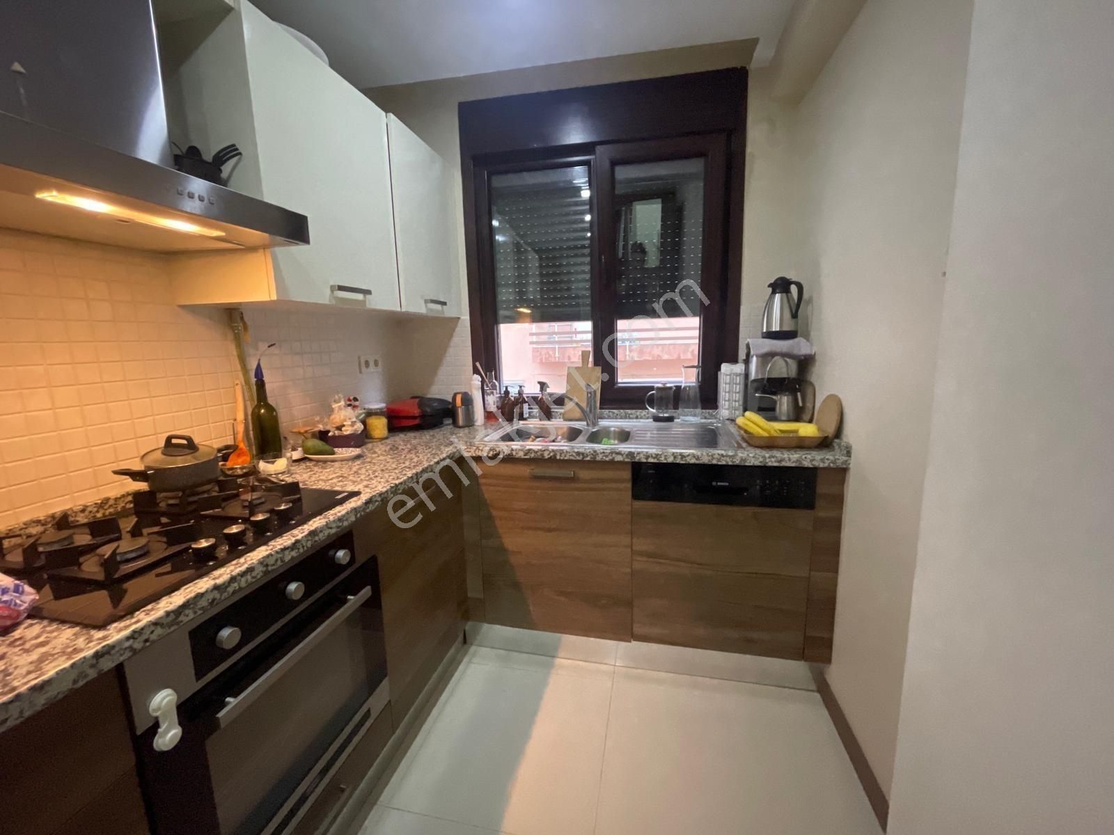 Cadde Üzerinde Merkezi Konumda Güney Cepheli Fırsat - Görsel 22