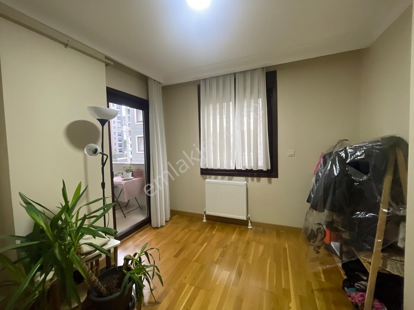 Cadde Üzerinde Merkezi Konumda Güney Cepheli Fırsat - Görsel 6