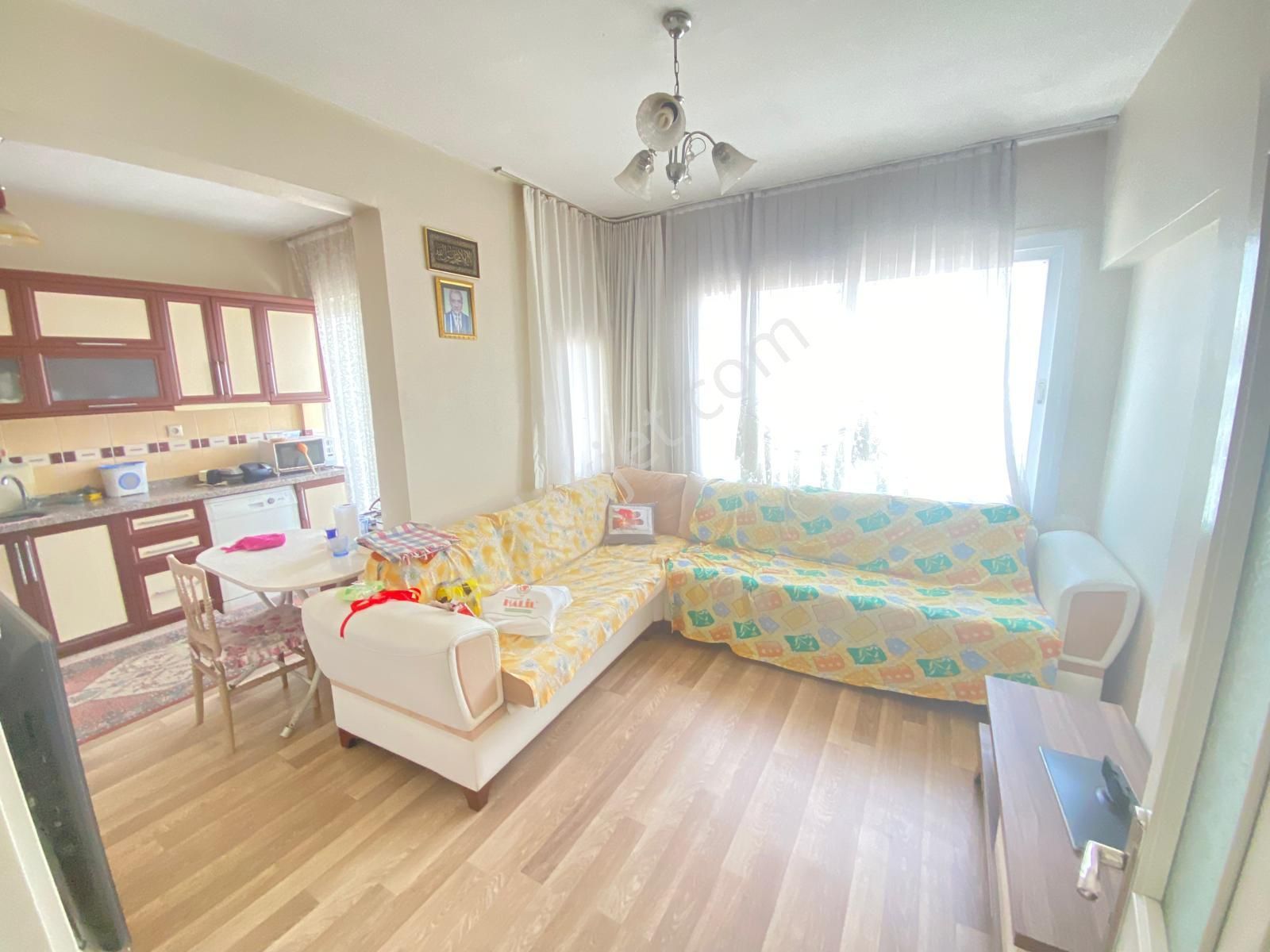 Prestij'den Gazi Mah'de Muğdat Cami Civarı Asansörlü 3+1 Daire - Görsel 9