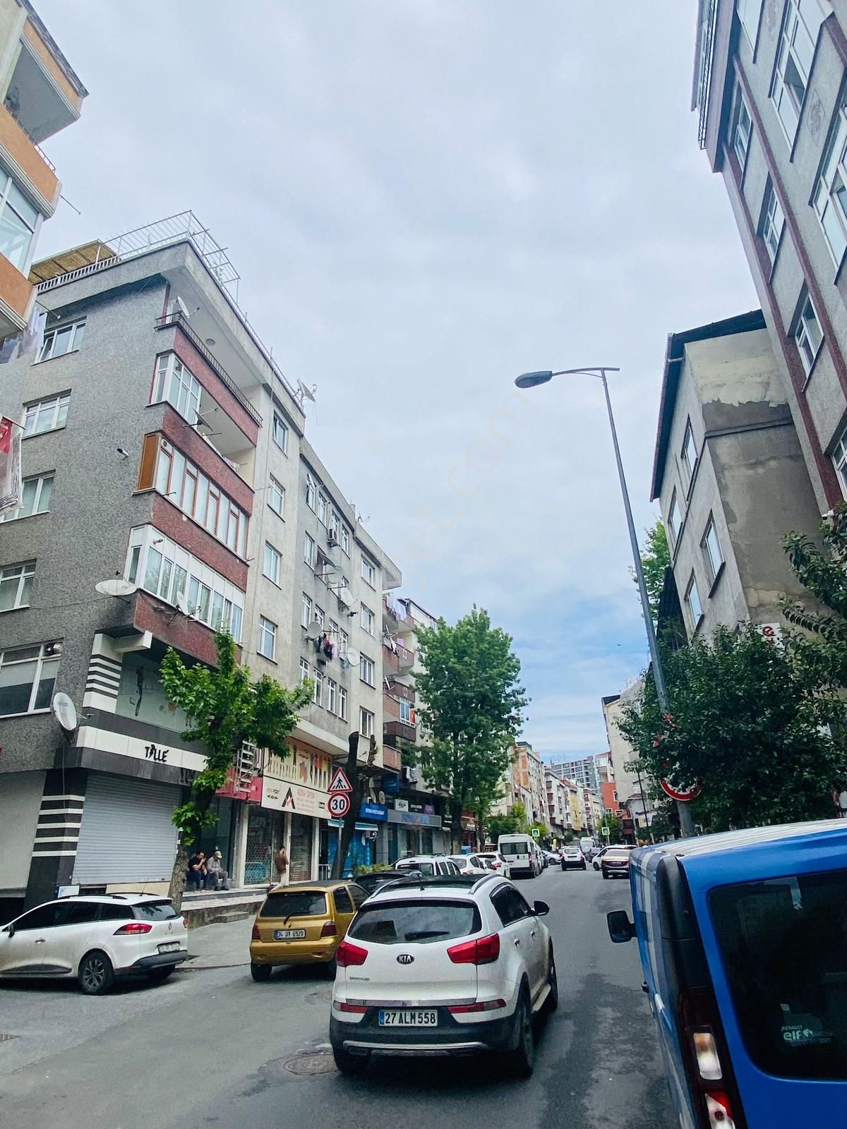 Çiğdem Emlak'tan 4 Katlı Zeytin.b Merkezi Yerde Satılık Dükkan - Görsel 21