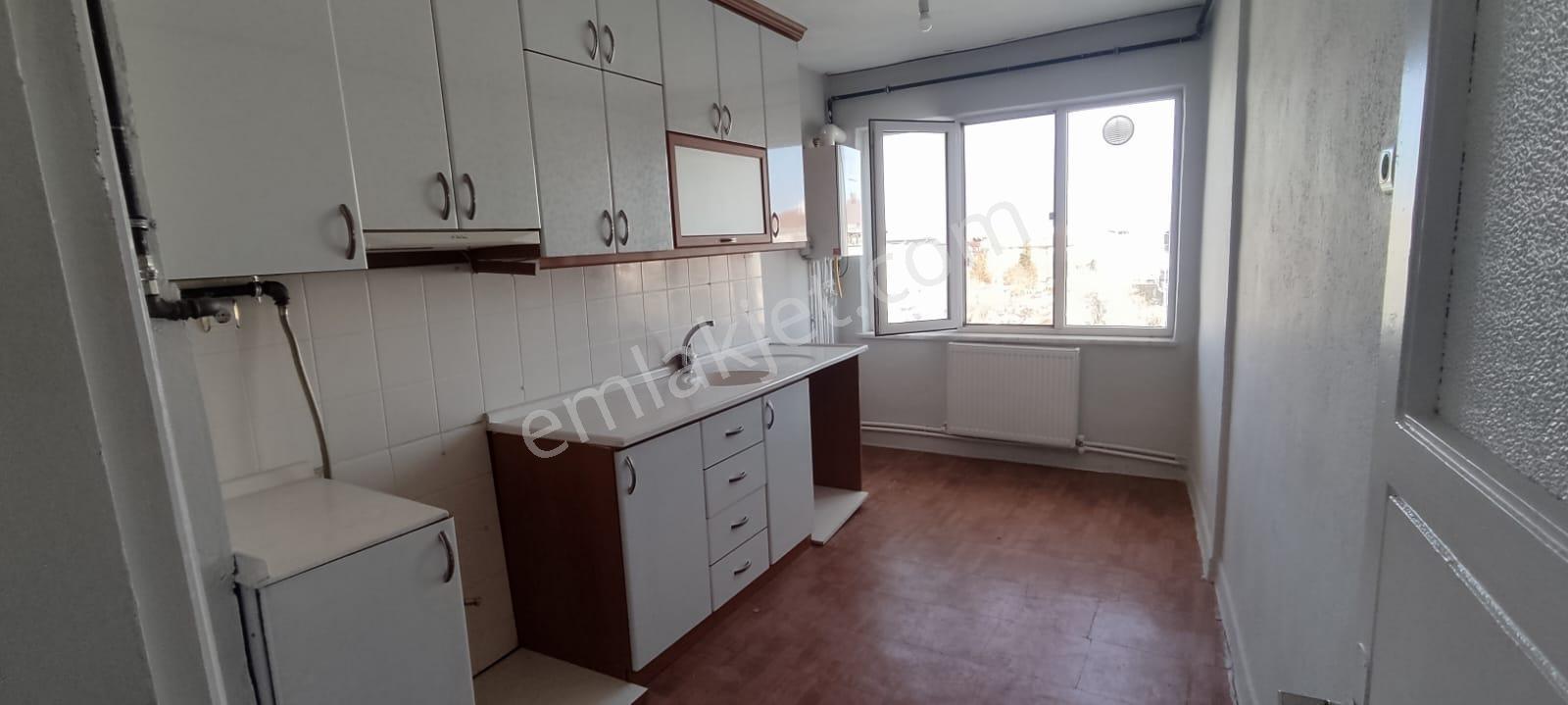 Deniz Yiğit Emlak'tan Fatih Mahallesinde Kiralık 2+1 Daire - Görsel 7