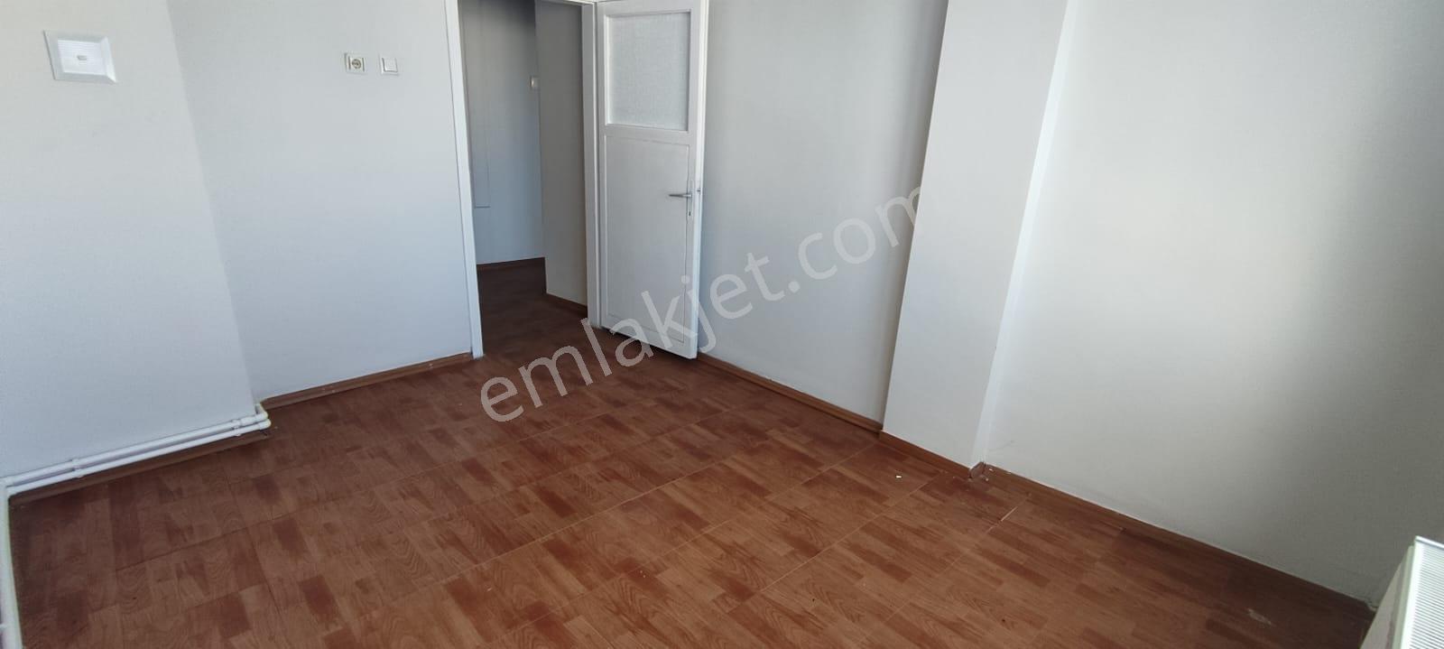 Deniz Yiğit Emlak'tan Fatih Mahallesinde Kiralık 2+1 Daire - Görsel 2