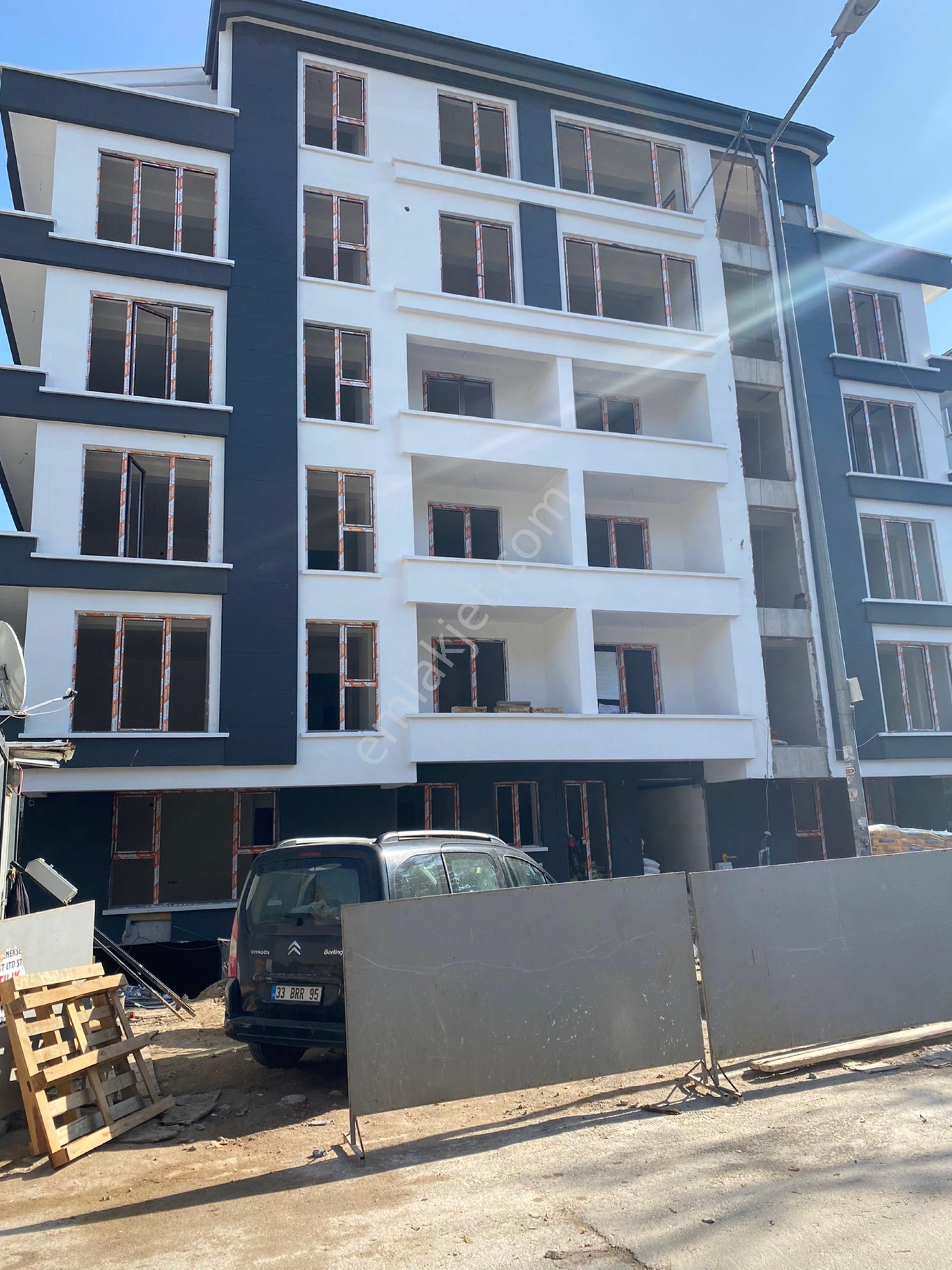 Ayrancı Güleryüz Sokak Sıfır Binada Satılık 2+1 Daire