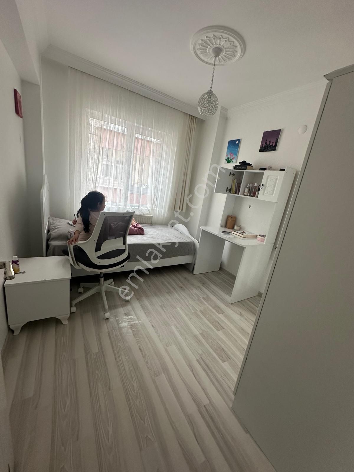 Adres'den Mustafa Kemal'de Ara Kat Full Yapılı 3+1 - Görsel 9