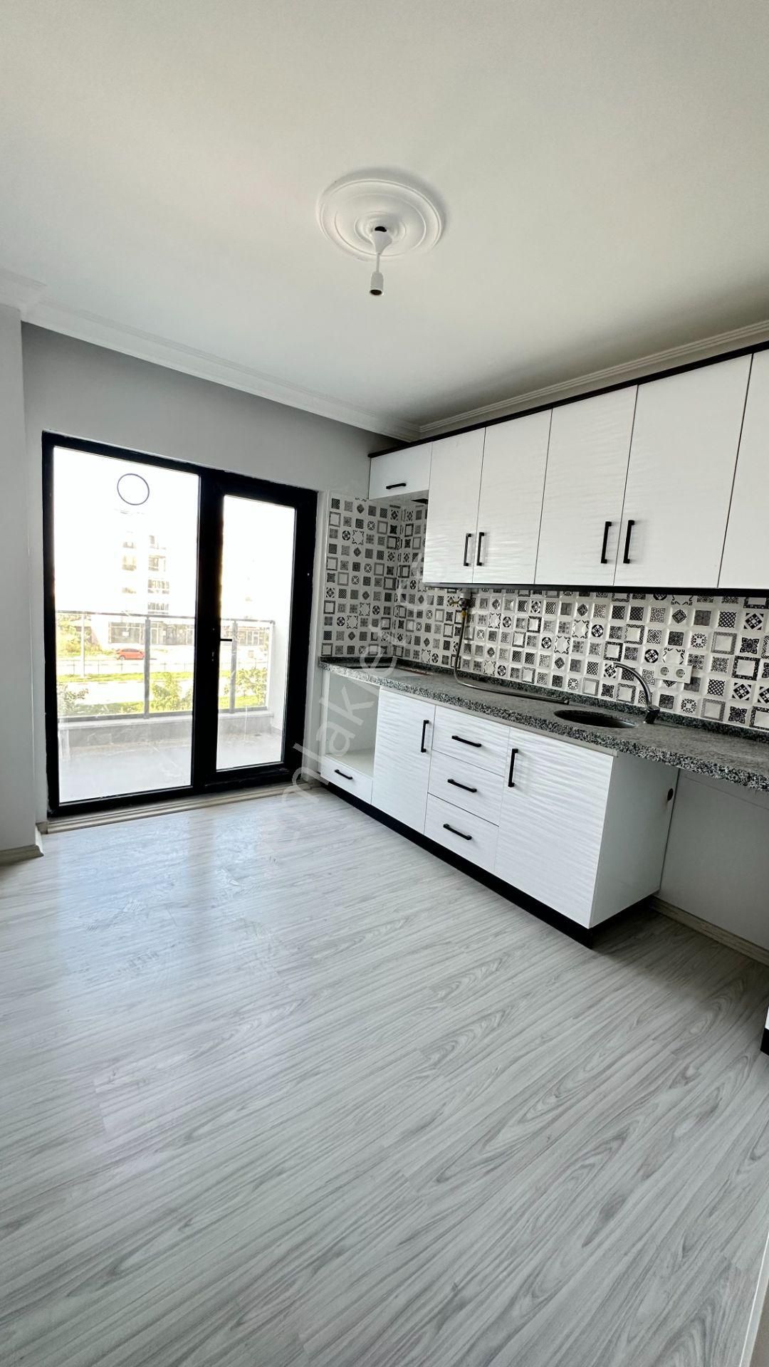 Lapseki Çardak'ta Kapanmaz Deniz Manzarasıyla Satılık Daireler - Görsel 6