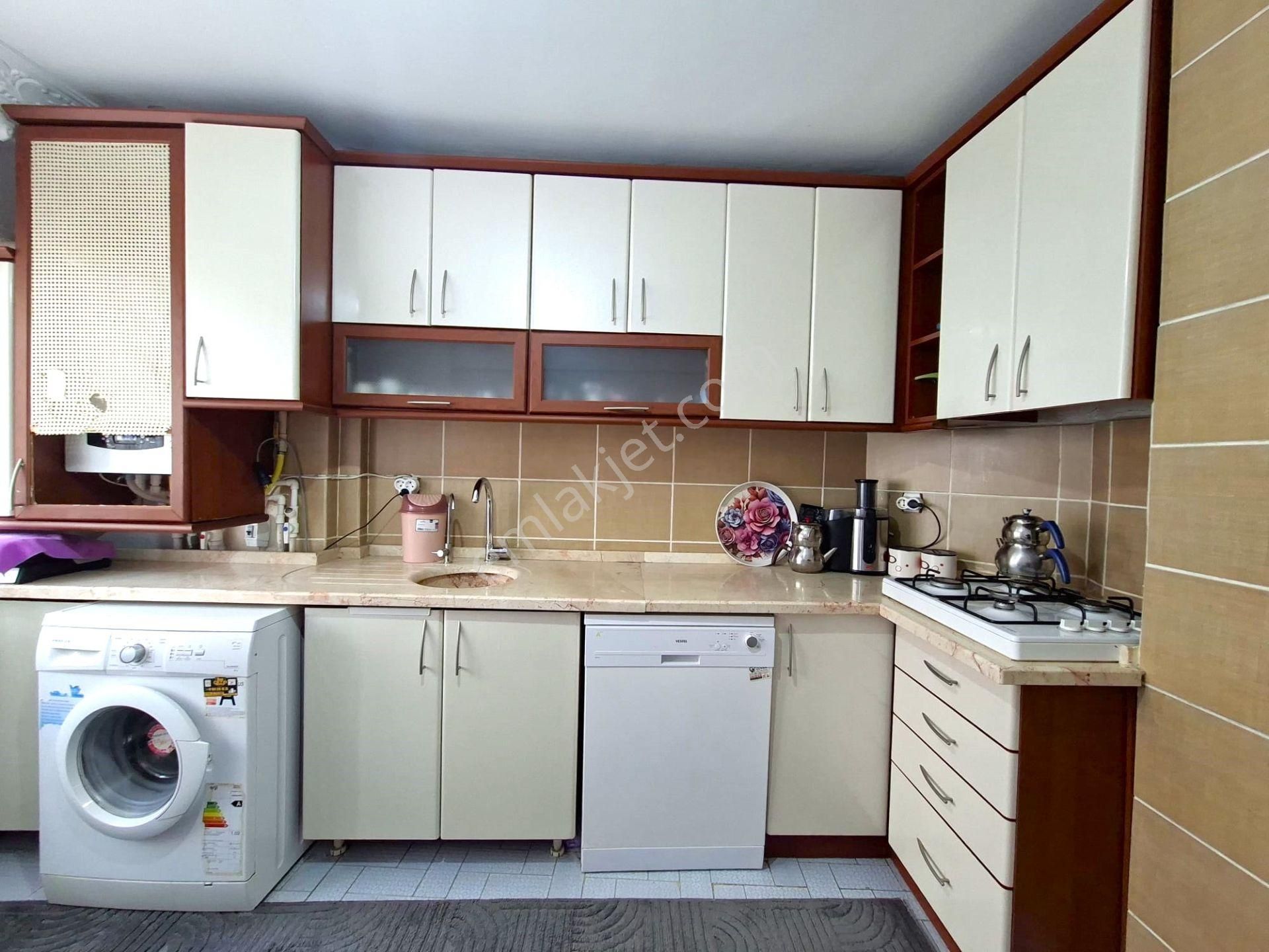 Recep Ümit Emlak'tan Ömerağa Mahallesinde Turgut Reis Caddesi Yakınında Ara Kat Satılık 2+1 Daire - Görsel 27