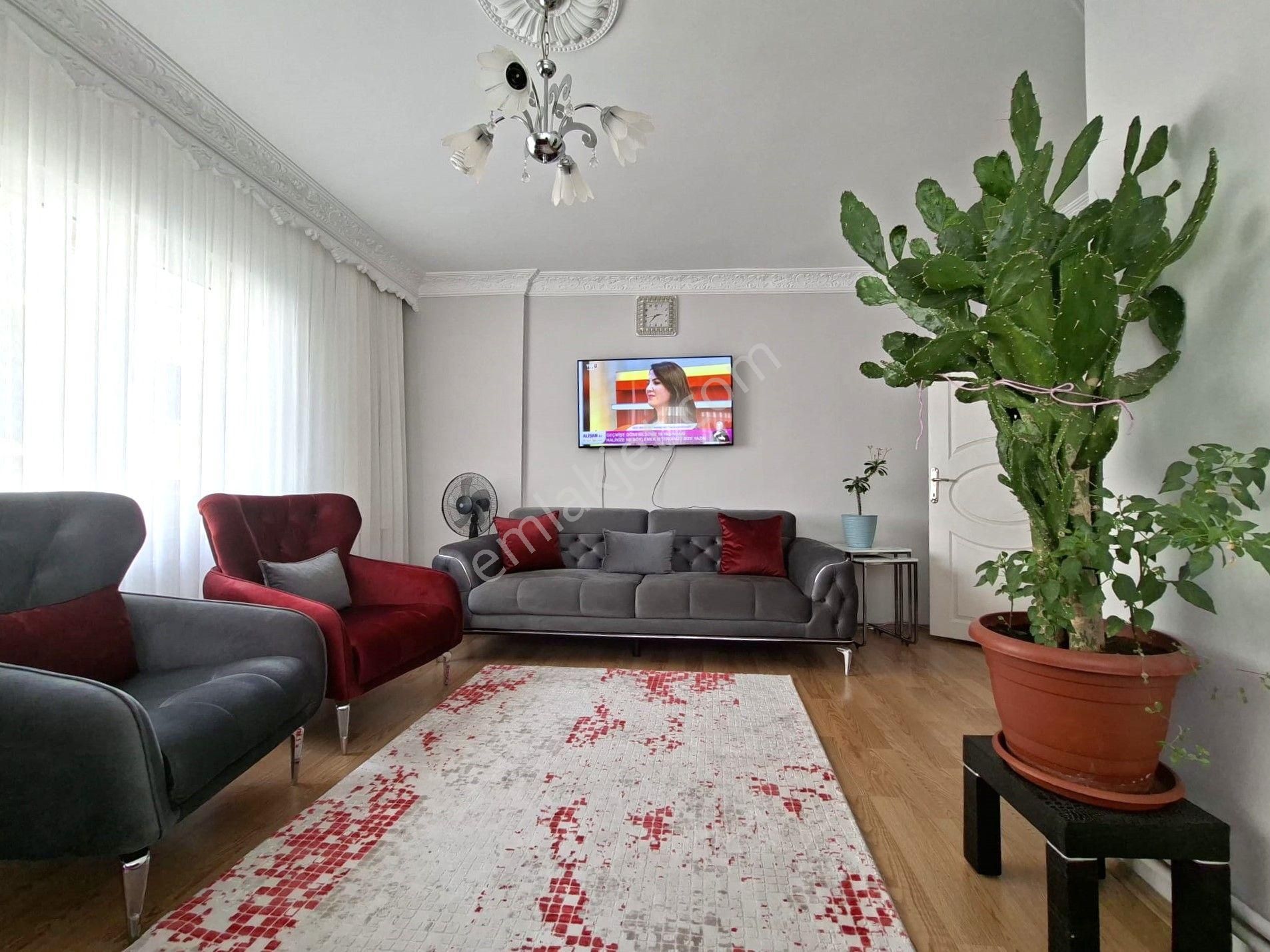 Recep Ümit Emlak'tan Ömerağa Mahallesinde Turgut Reis Caddesi Yakınında Ara Kat Satılık 2+1 Daire - Görsel 8