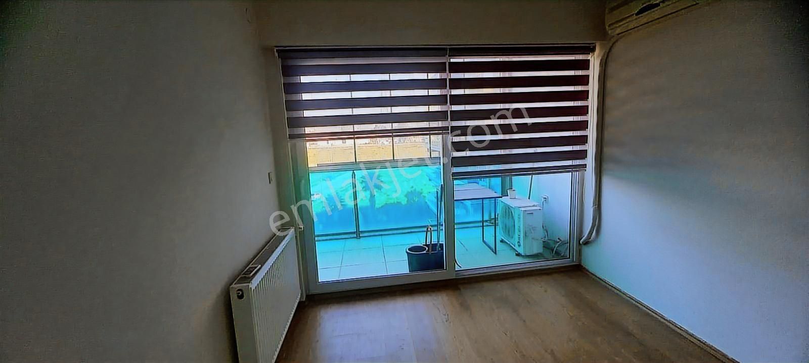 Bornova Park Evleri'nde Kiralık 1+1 Daire - Görsel 4