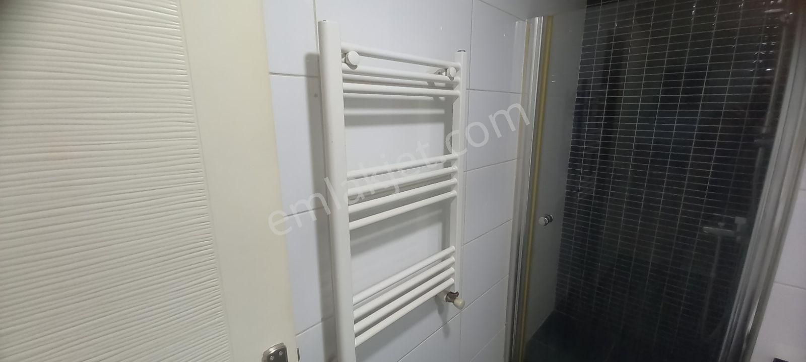 Bornova Park Evleri'nde Kiralık 1+1 Daire - Görsel 5