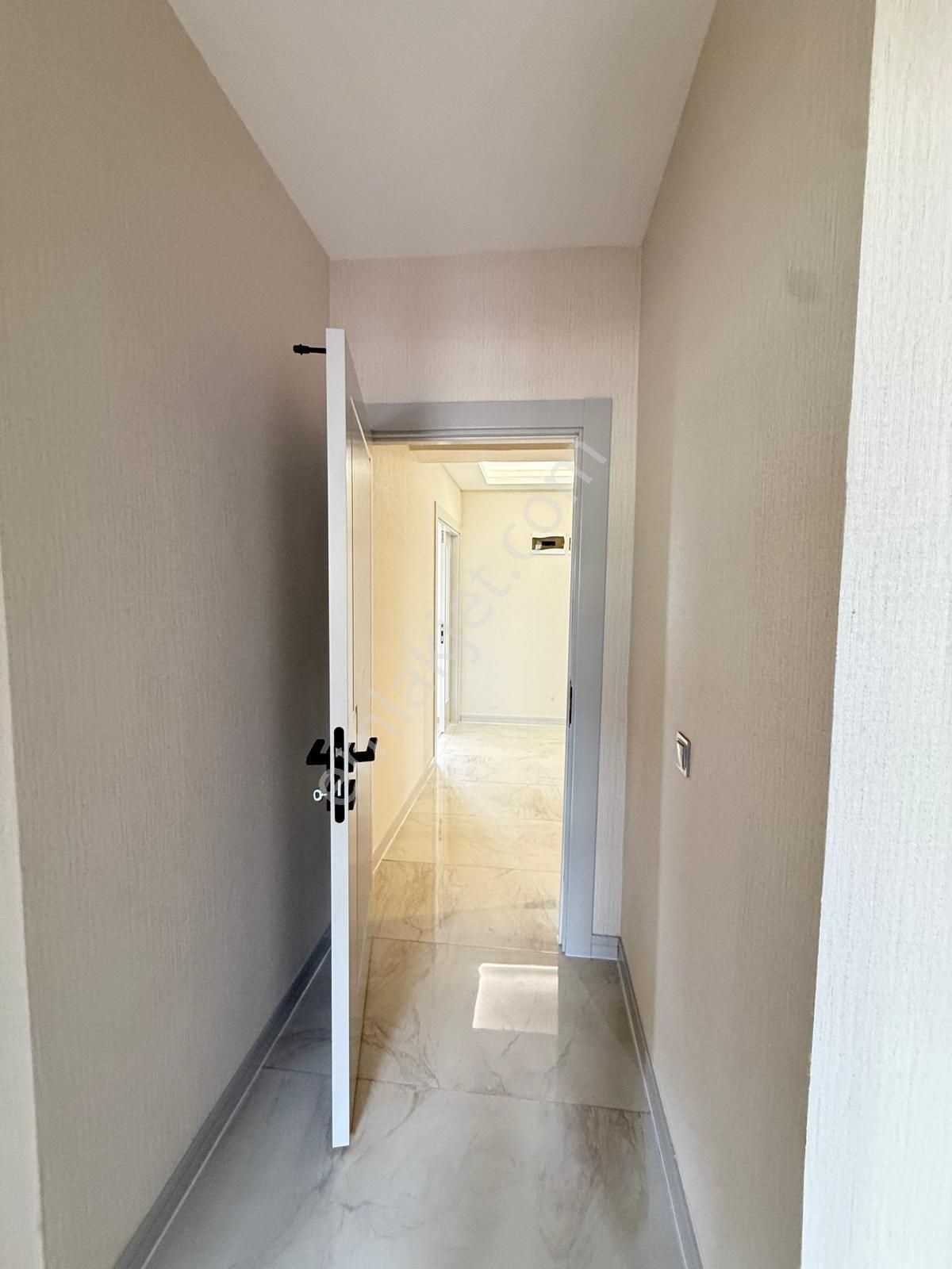 Alparslan Türkeş Cd Larmina Garden Sitesi 2+1 Ara Kat Lüks Yaşam - Görsel 17