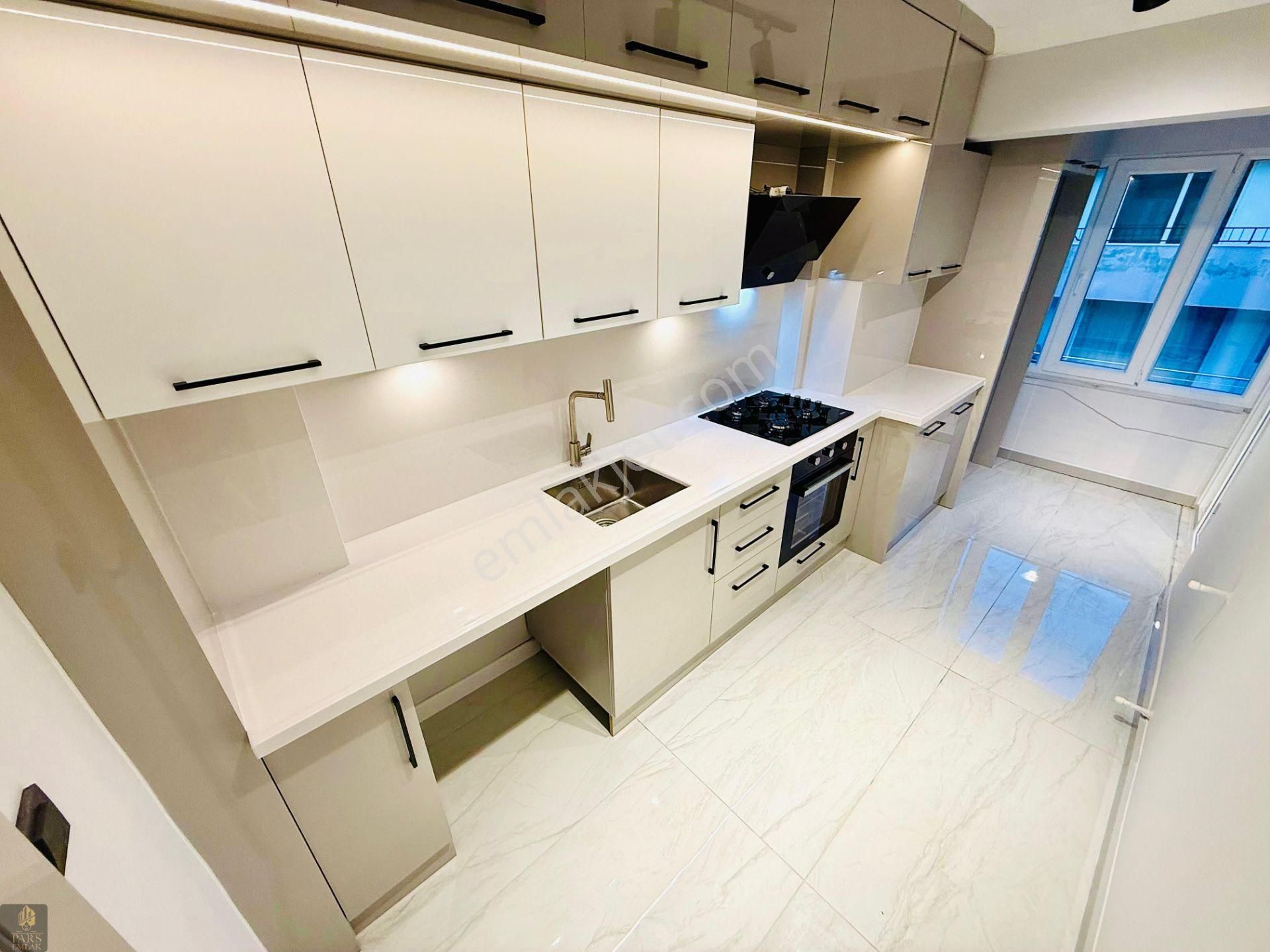 Parstan İkizçayda Park Cepheli Modern Tasarımlı Geniş 2+1 Daire - Görsel 29