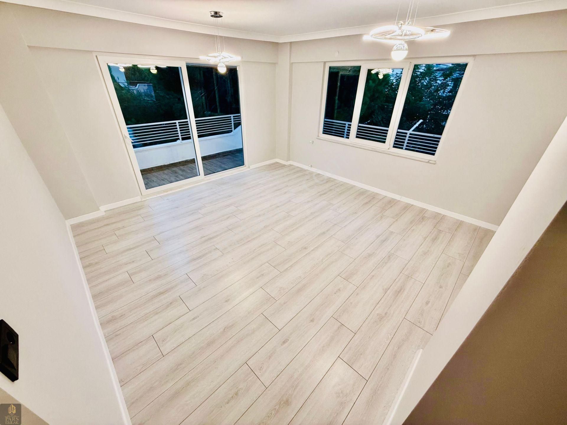 Parstan İkizçayda Park Cepheli Modern Tasarımlı Geniş 2+1 Daire - Görsel 20