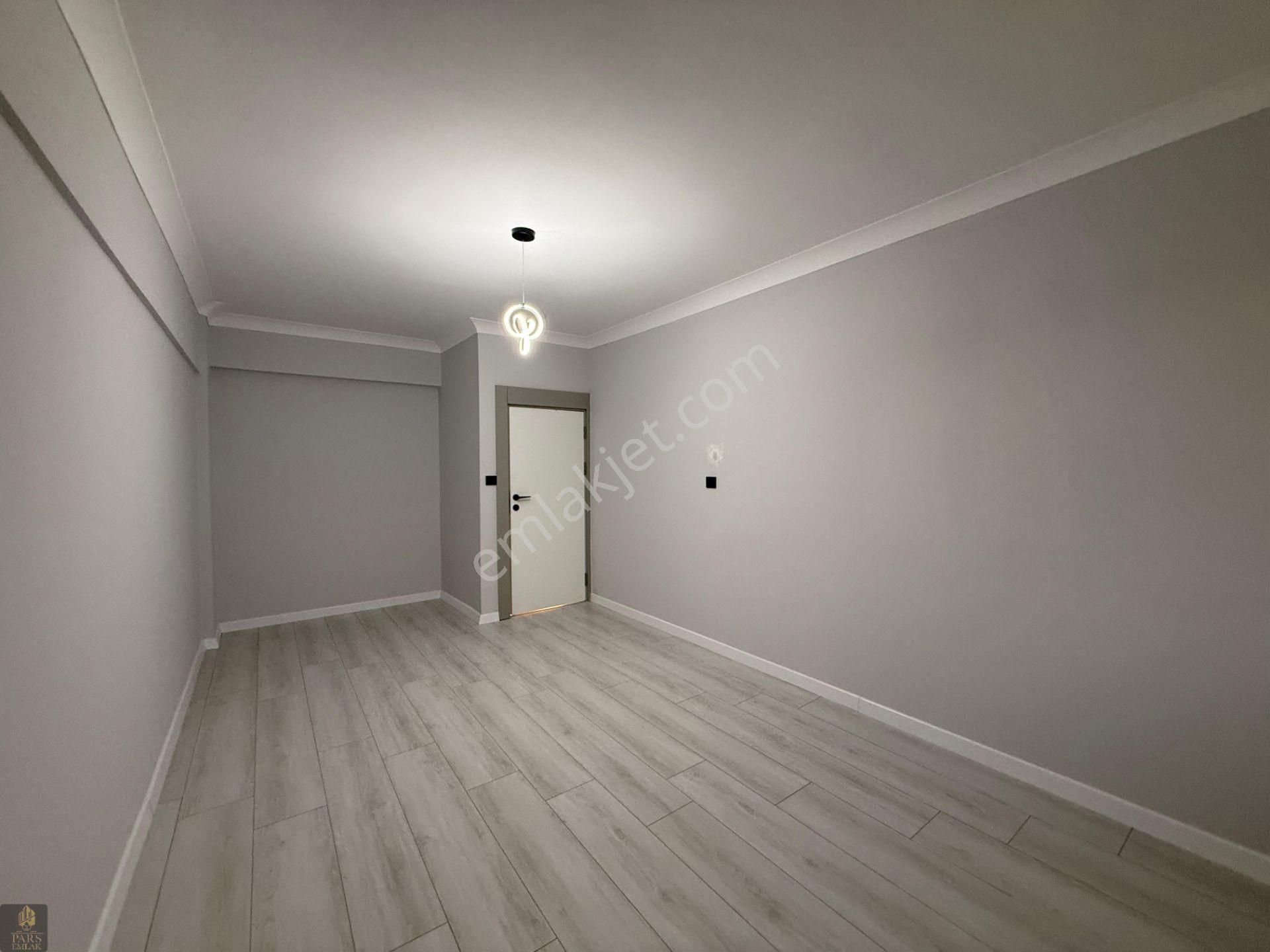 Parstan İkizçayda Park Cepheli Modern Tasarımlı Geniş 2+1 Daire - Görsel 2