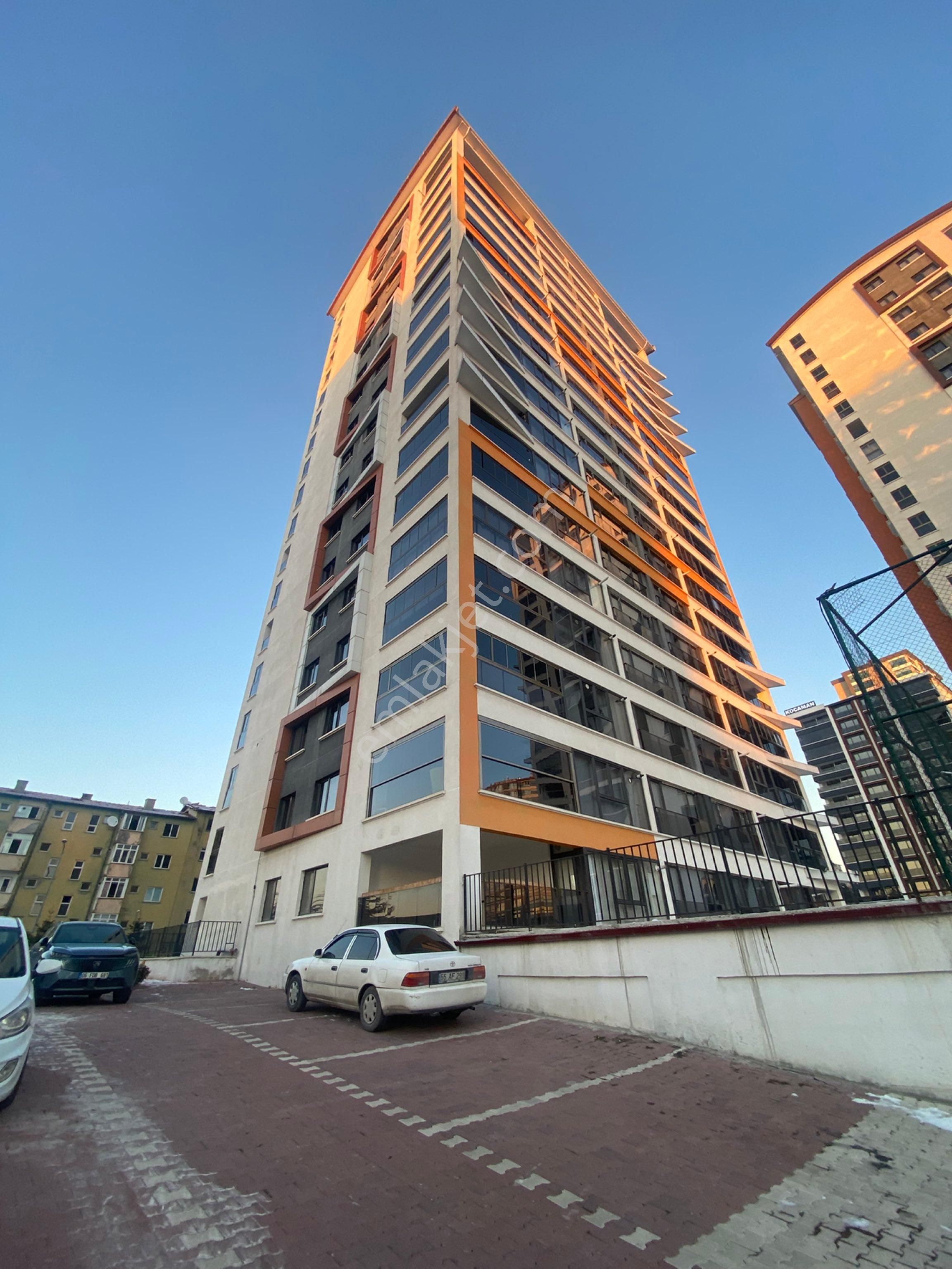 Güler Emlak’dan Ankara Altındağ Güneşevler Satılık Dublexs Daire 5+2 Site