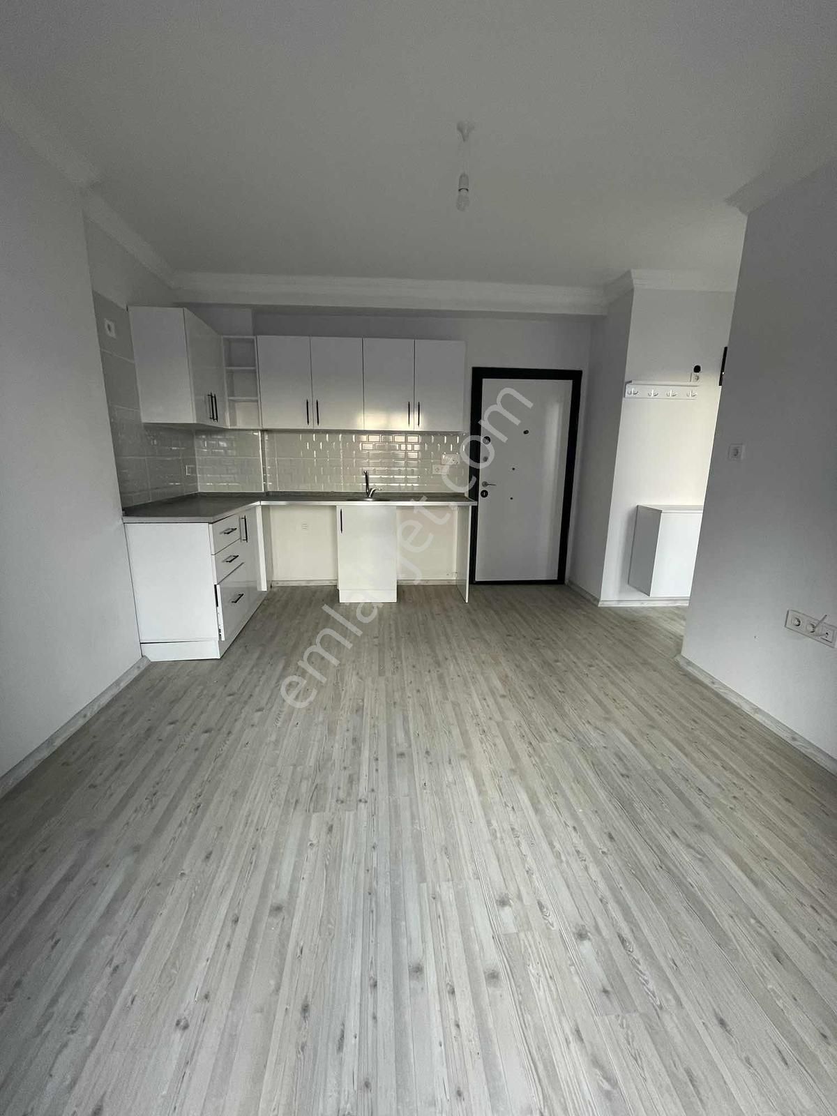 Çarkıpare`de~az~katlı~sıfır~oturuma~hazır~geniş~yatırımlık~daire - Görsel 7