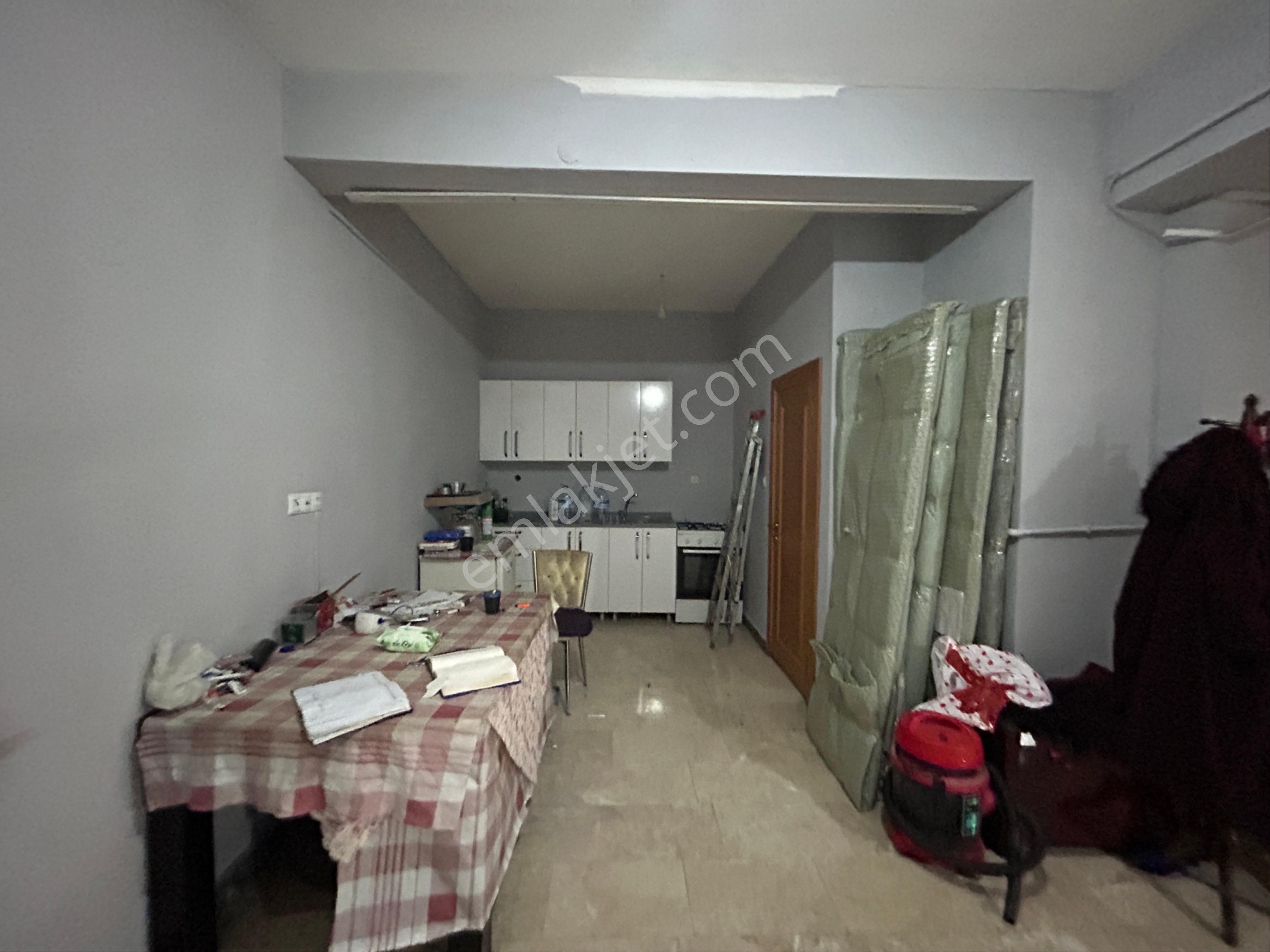 Keçiörende Okul Yanı 200 M2 Satılık Dükkan - Görsel 9