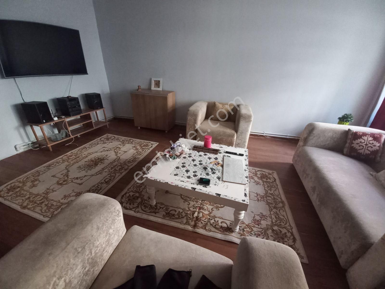 Üsküdar Sahile 9 Dak Yürüme Mesafesinde Eşyalı Bahçe Kullanımlı - Görsel 14