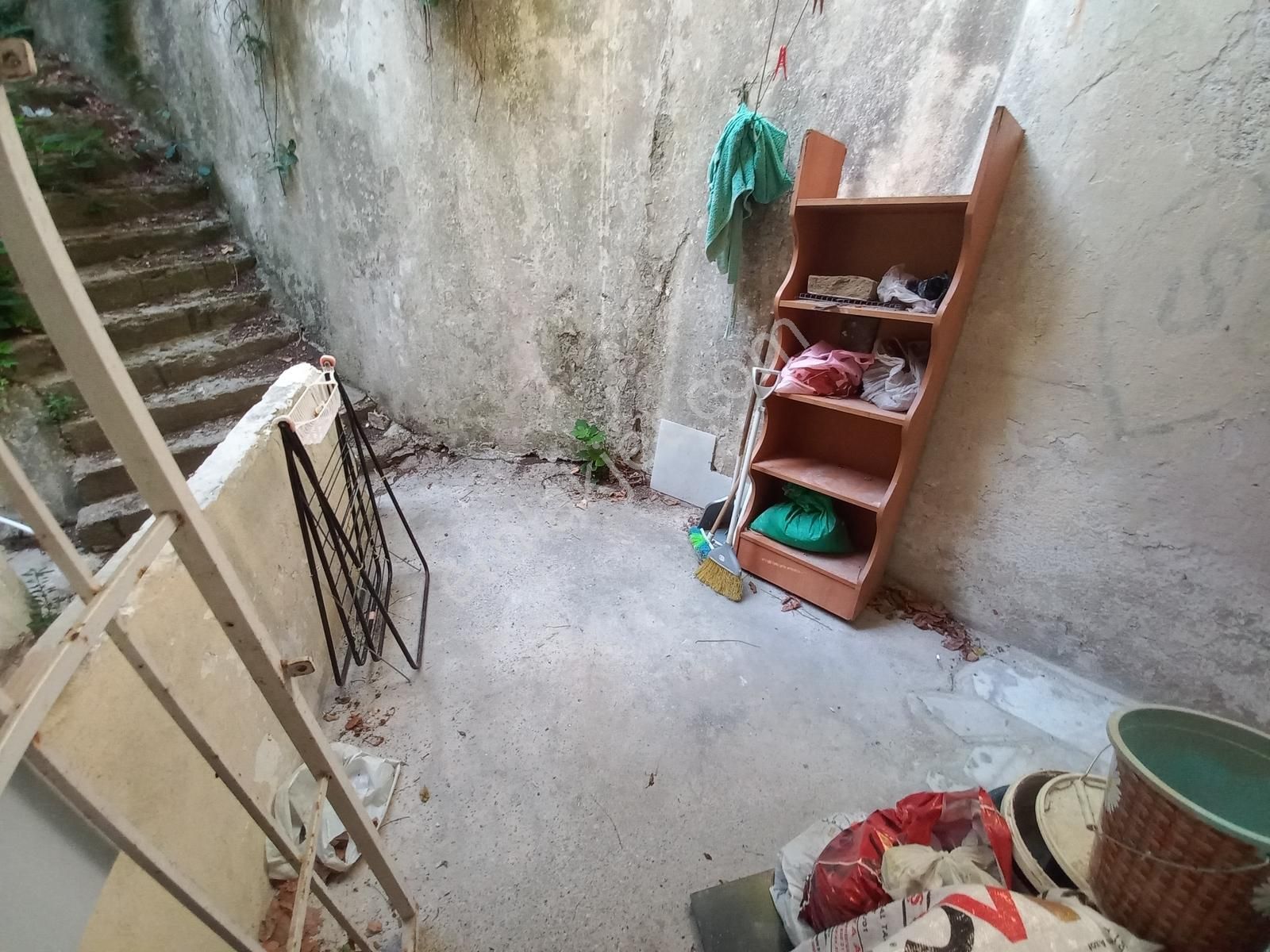 Üsküdar Sahile 9 Dak Yürüme Mesafesinde Eşyalı Bahçe Kullanımlı - Görsel 4