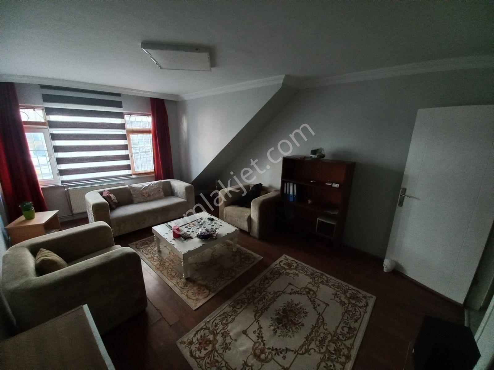 Üsküdar Sahile 9 Dak Yürüme Mesafesinde Eşyalı Bahçe Kullanımlı - Görsel 33