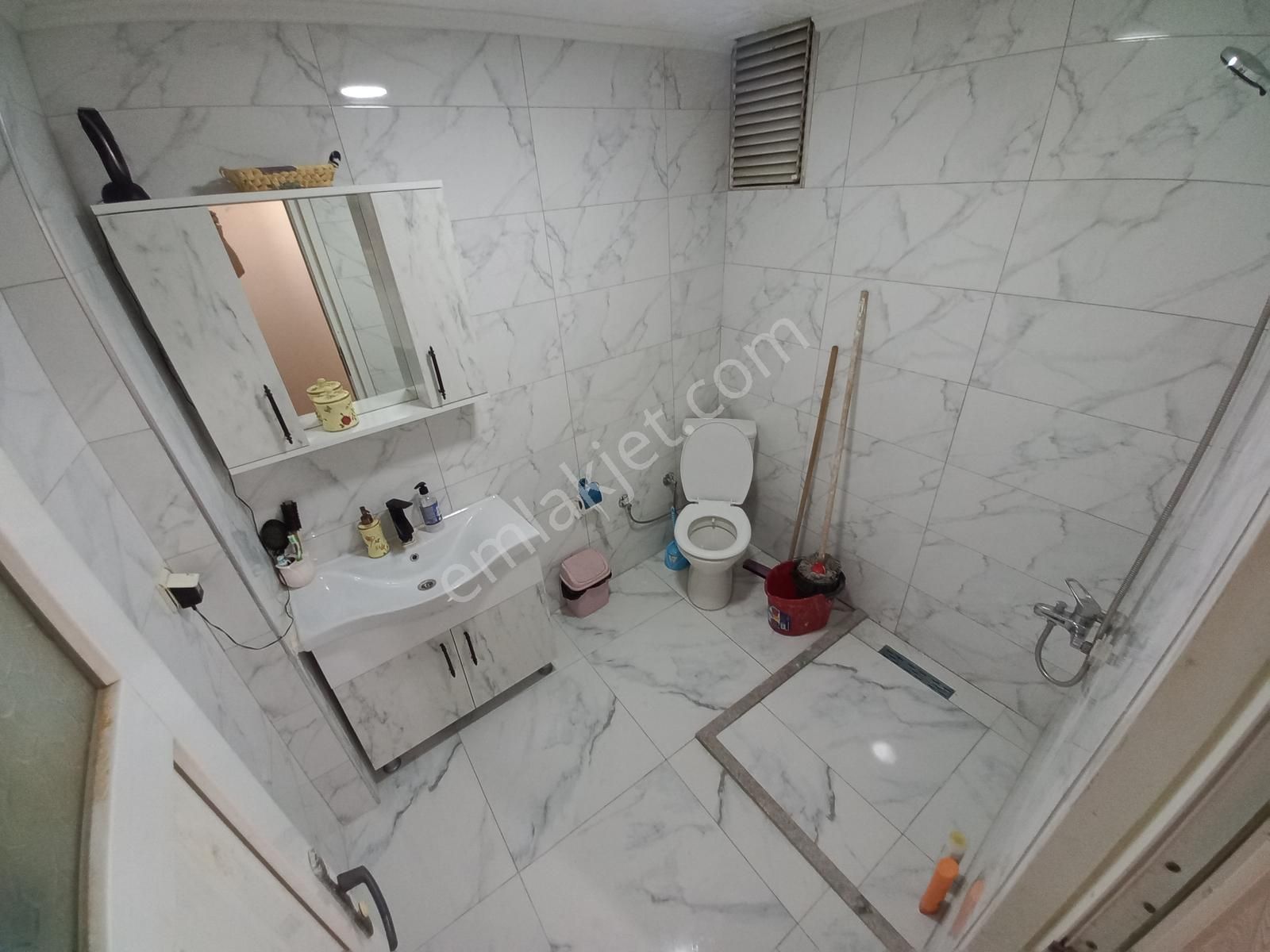 Üsküdar Sahile 9 Dak Yürüme Mesafesinde Eşyalı Bahçe Kullanımlı - Görsel 24