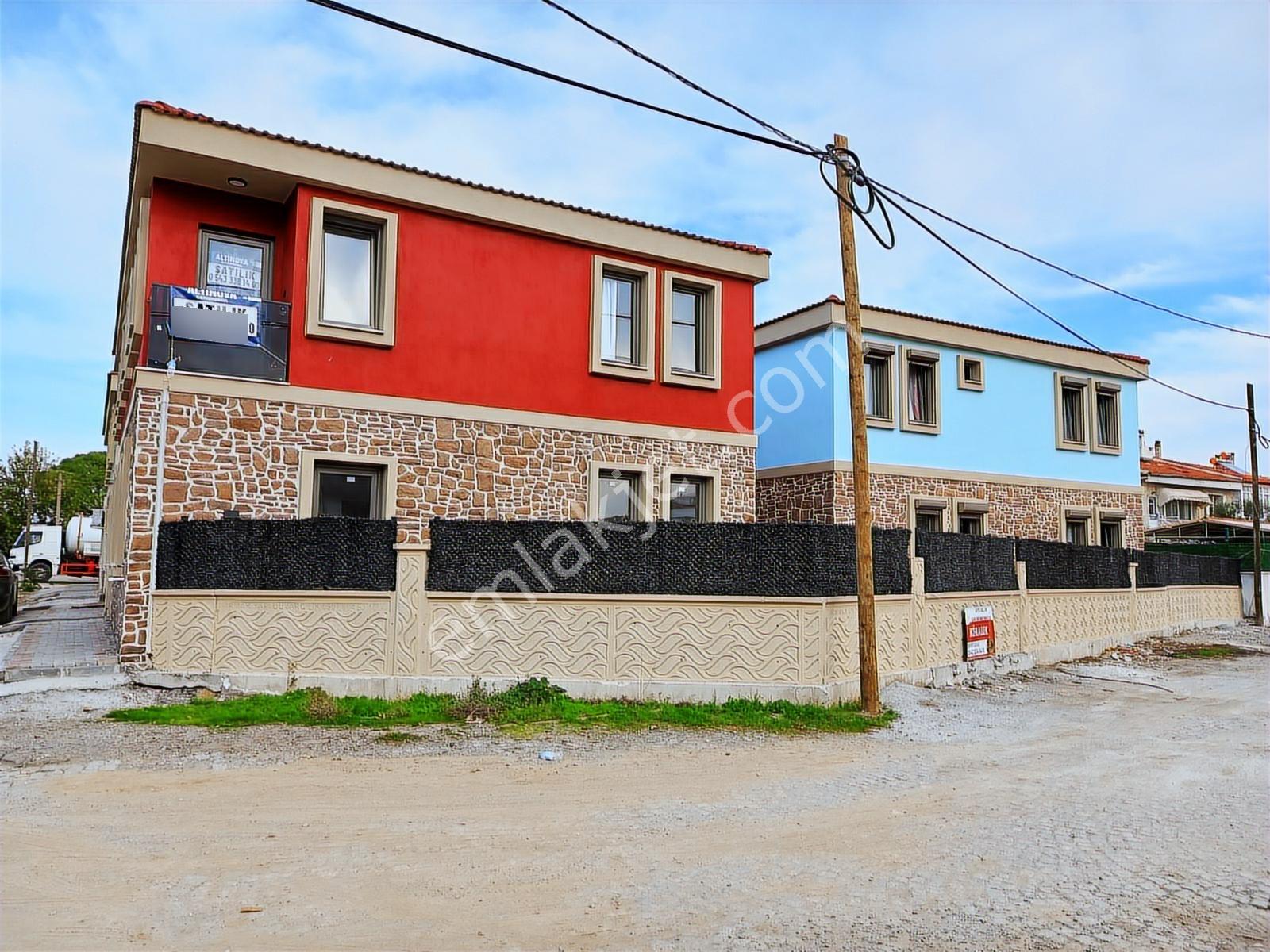 Altınova Merkezde Lüks Satılık Villa - Görsel 10