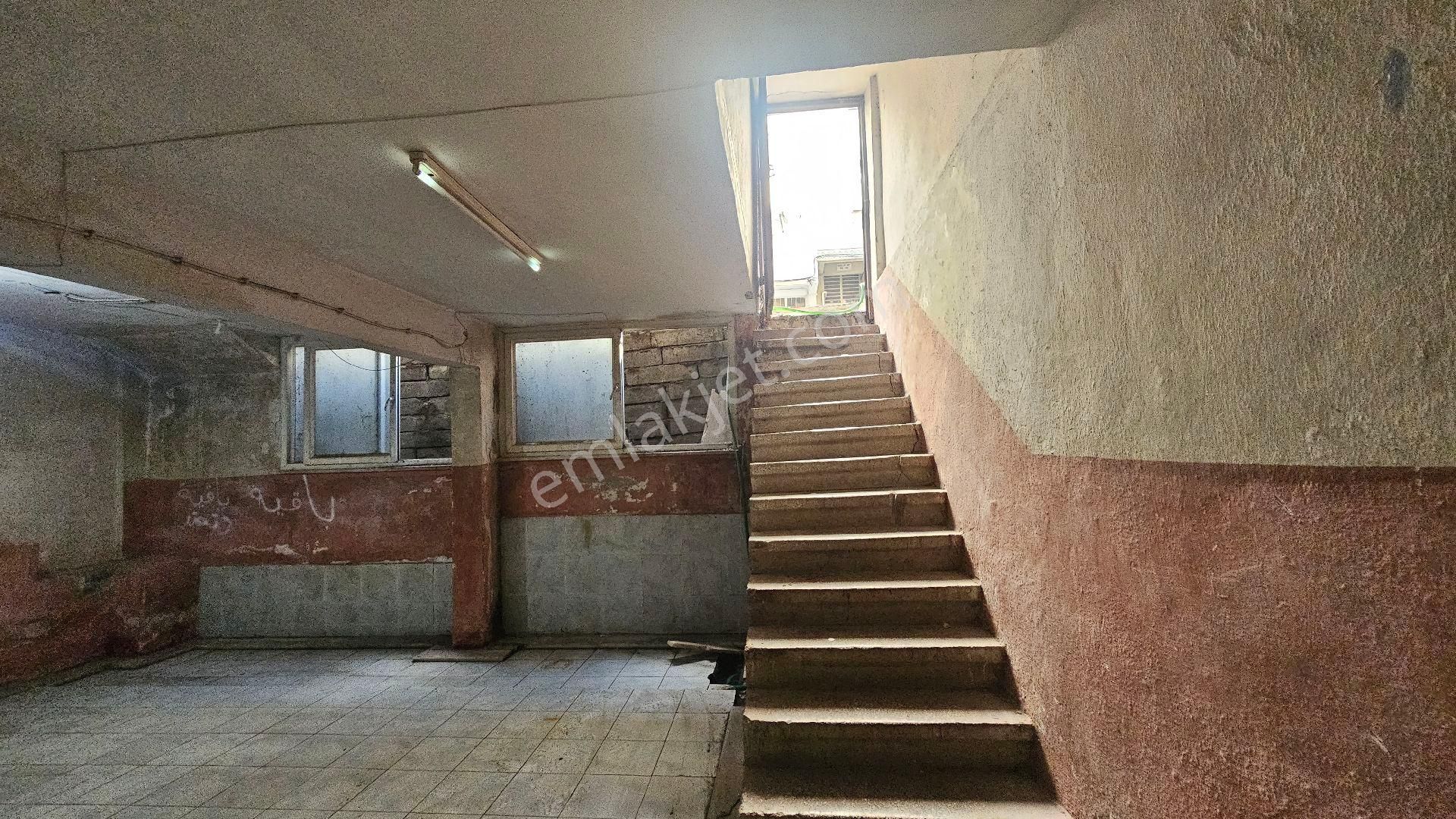 Esenler Fevzi Çakmak Mahallesinde Depolu Kiralık Dükkan - Görsel 12