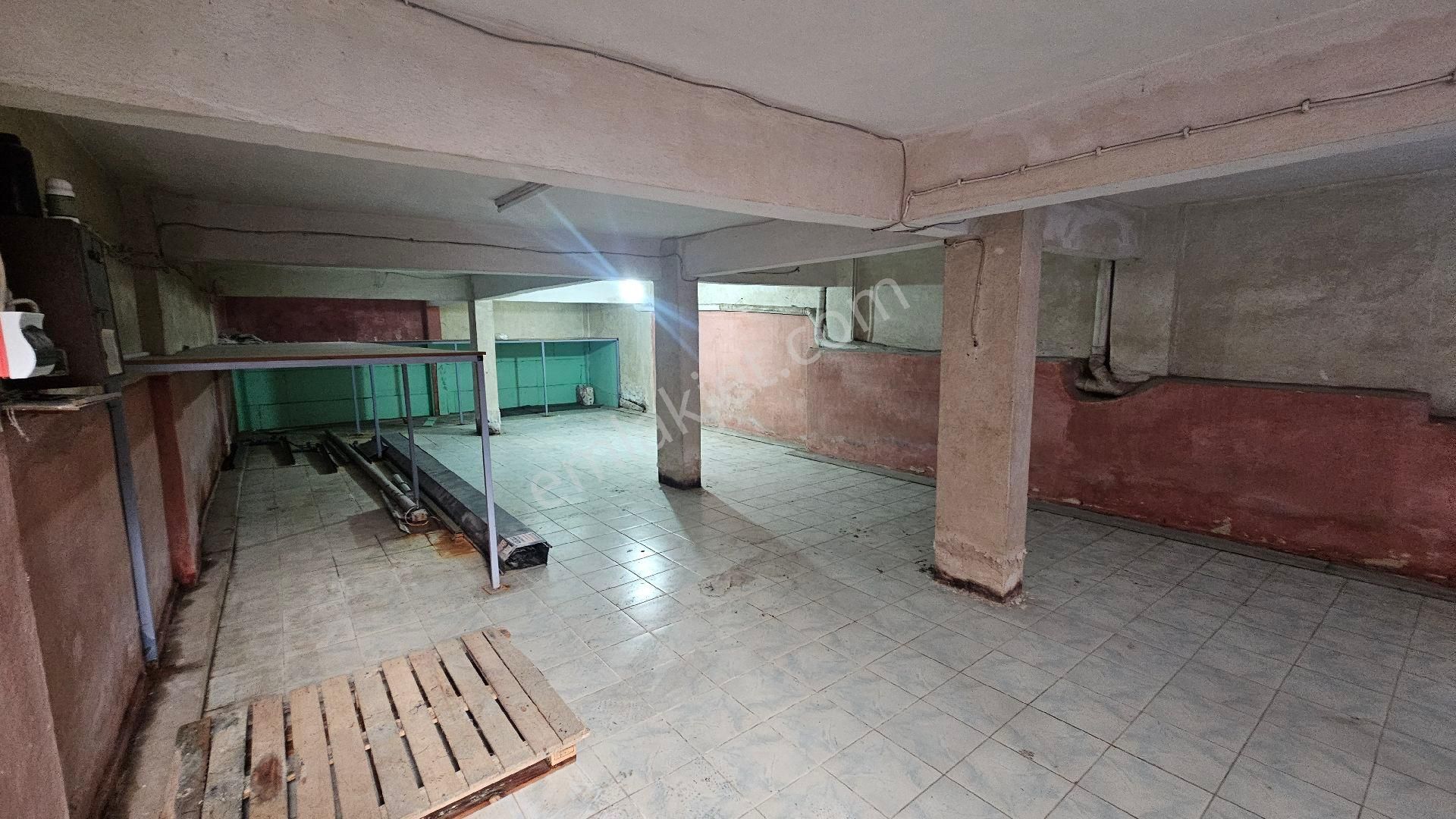Esenler Fevzi Çakmak Mahallesinde Depolu Kiralık Dükkan - Görsel 10