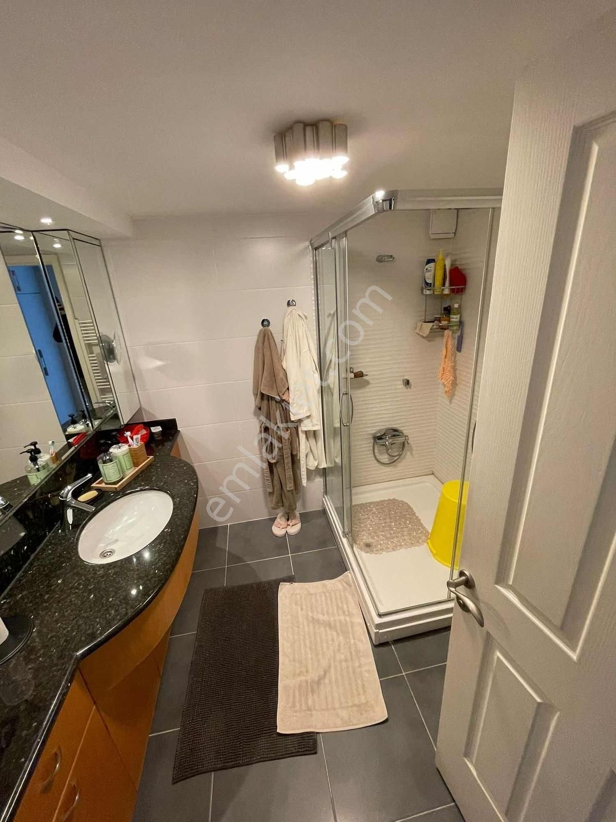 Ulus Merkezde 3+1 Satılık Daire | Geniş Ve Ferah, İçi Yapılı - Görsel 7