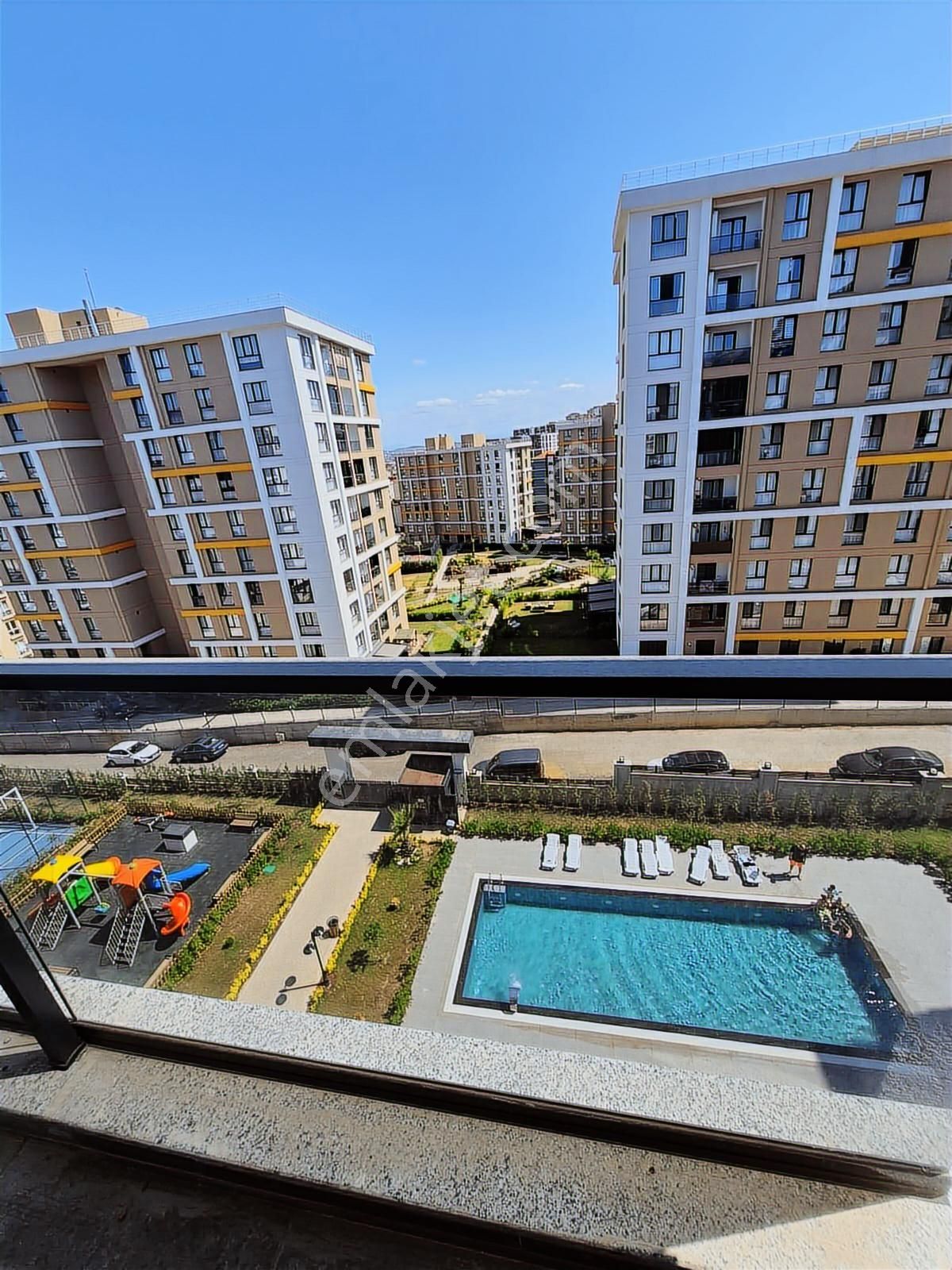 Pendik Çamlık'ta Havuzlu Sitede 3,5+1 Satılık - Görsel 14