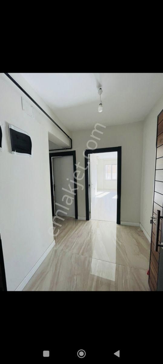 Kuzeyşehir Gazi Konutta 2+1 Göbek Daire Mükemmel Konum - Görsel 5