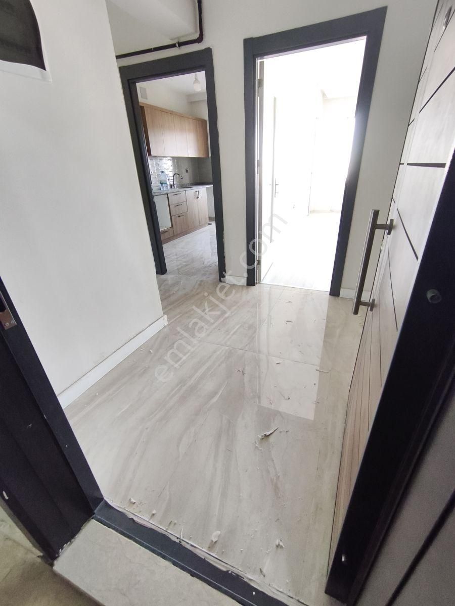 Kuzeyşehir Gazi Konutta 2+1 Göbek Daire Mükemmel Konum - Görsel 3