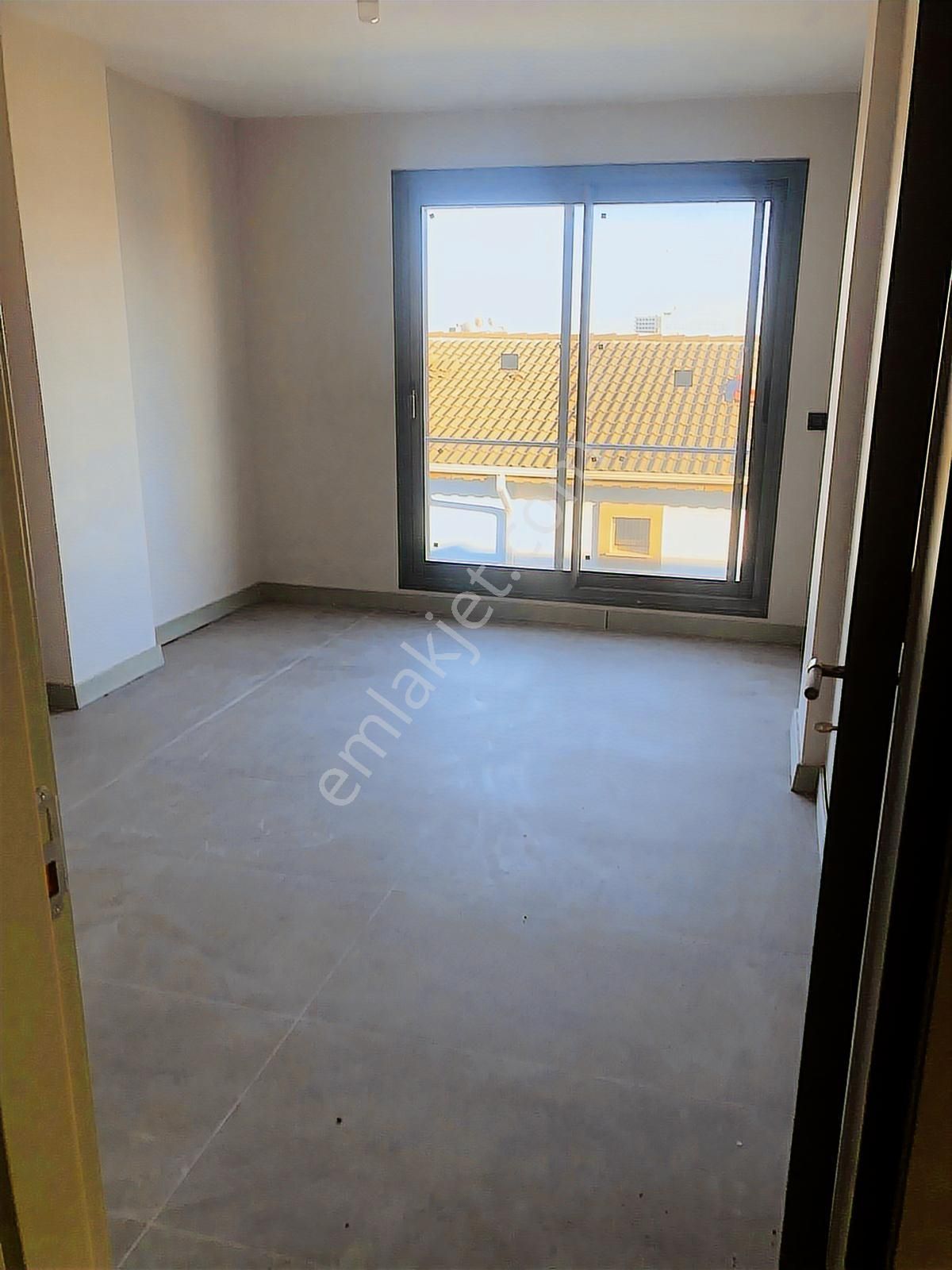 Ayvalık Sarımsaklı'da Mükemmel Konumda Satılık Özel Yapım Villa - Görsel 35