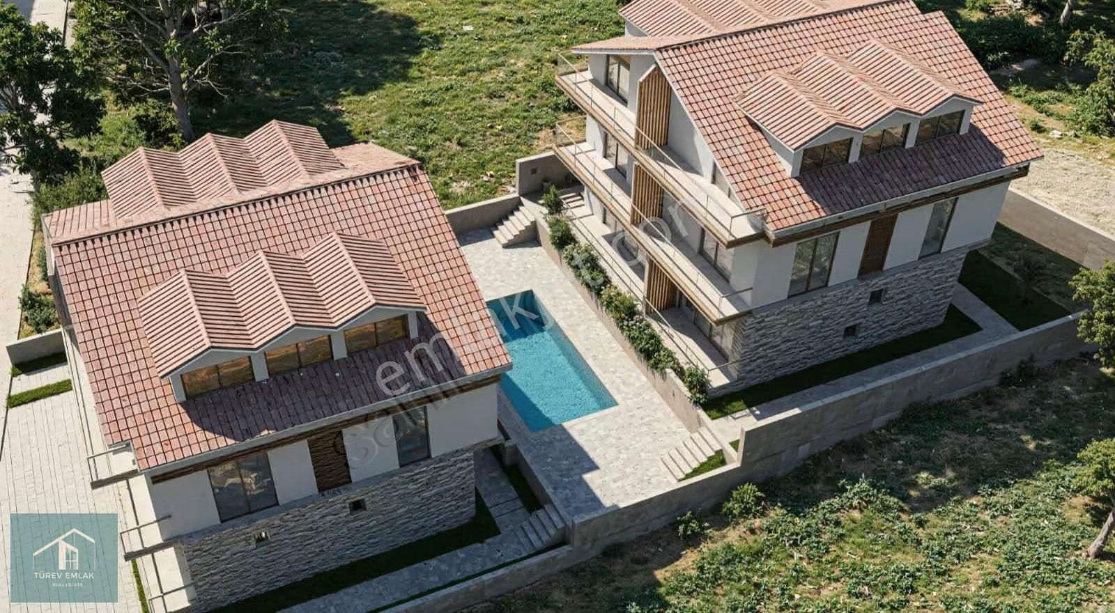 Üzümlü Merkezde Havuzlu Sitede Satılık Lüks 1+1 Daire - Görsel 2