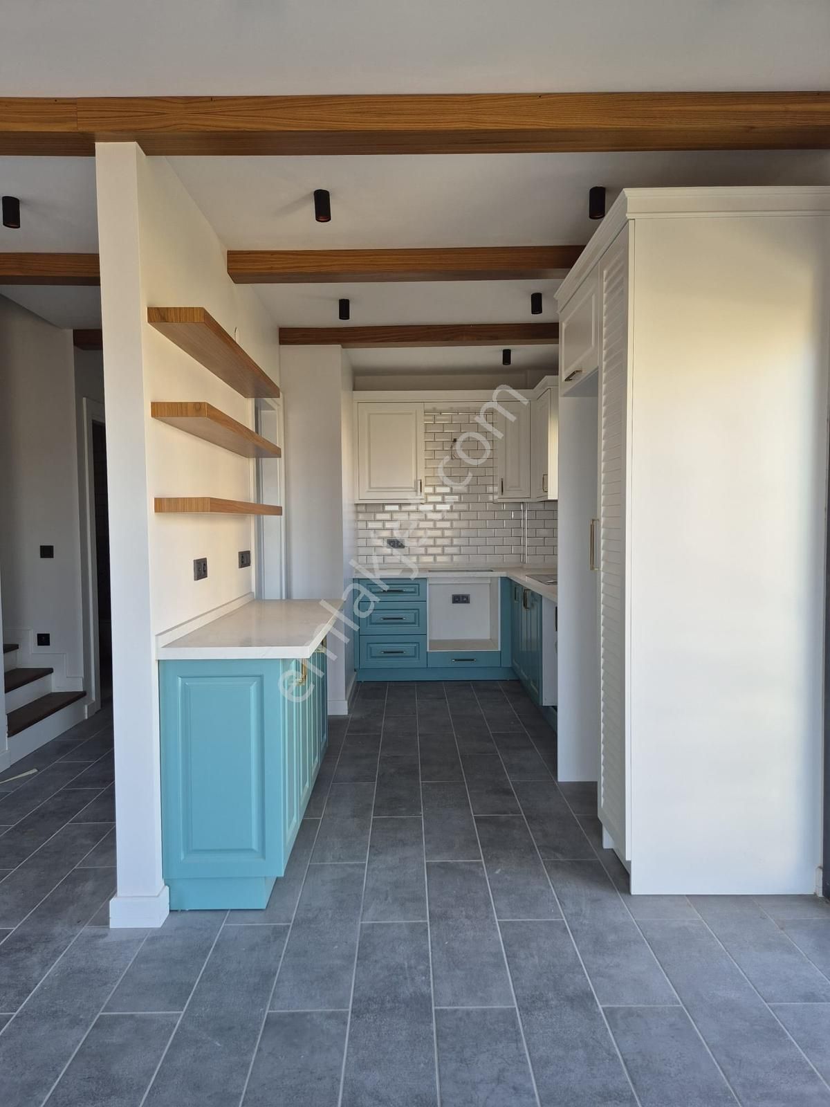 Route 10'dan Ayvalık Sarımsaklı'da Harika Tasarım Satılık Villa - Görsel 22