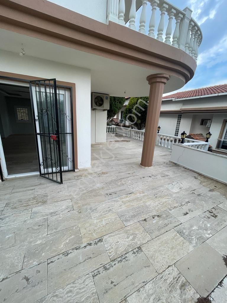 Butik Sitede Köşe Konumlu Tek Müstakil Villa - Görsel 8