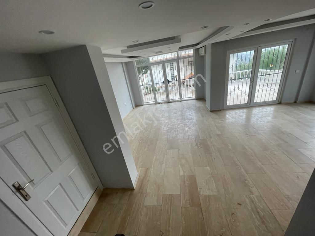 Butik Sitede Köşe Konumlu Tek Müstakil Villa - Görsel 13