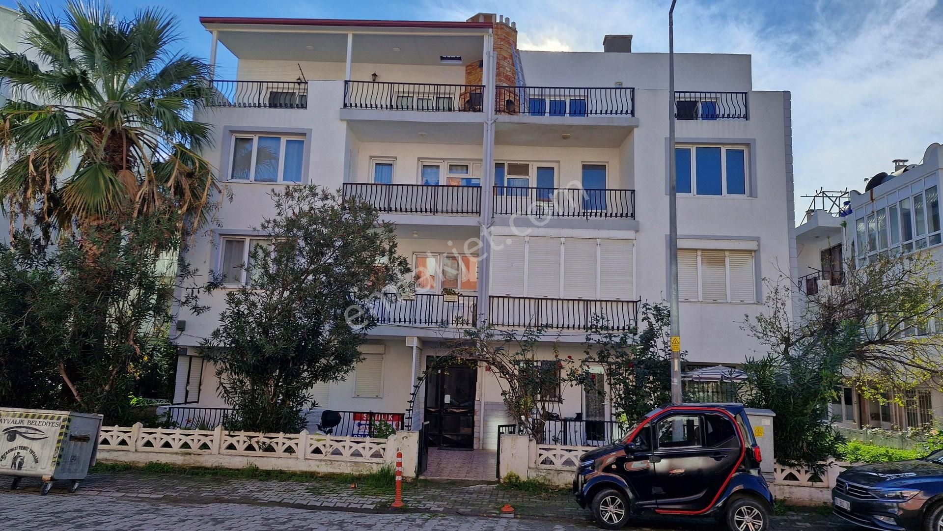 Ayvalık Sarımsaklı'da Satılık Dubleks Daire