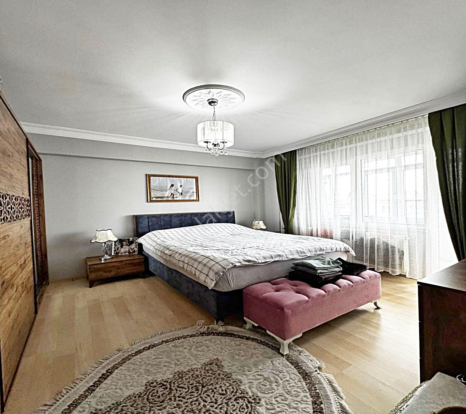 Metrobüse Yakın 120 M2 Temiz Masrafsız Harika 2+1 Stılık Daire - Görsel 18