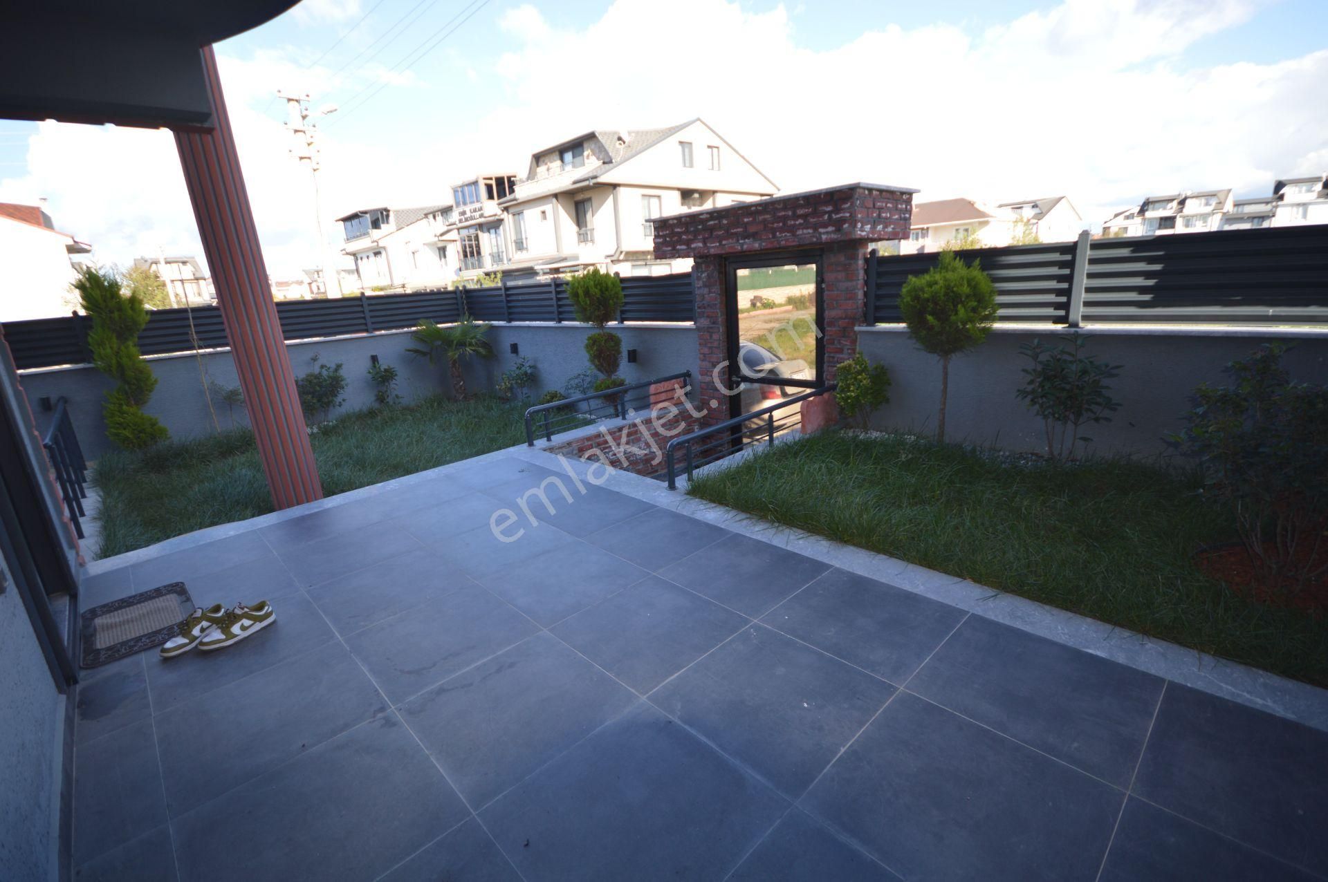 Kocaali’de Lüks Yaşam | Özel Havuzlu 4+1 Müstakil Villa - Görsel 34