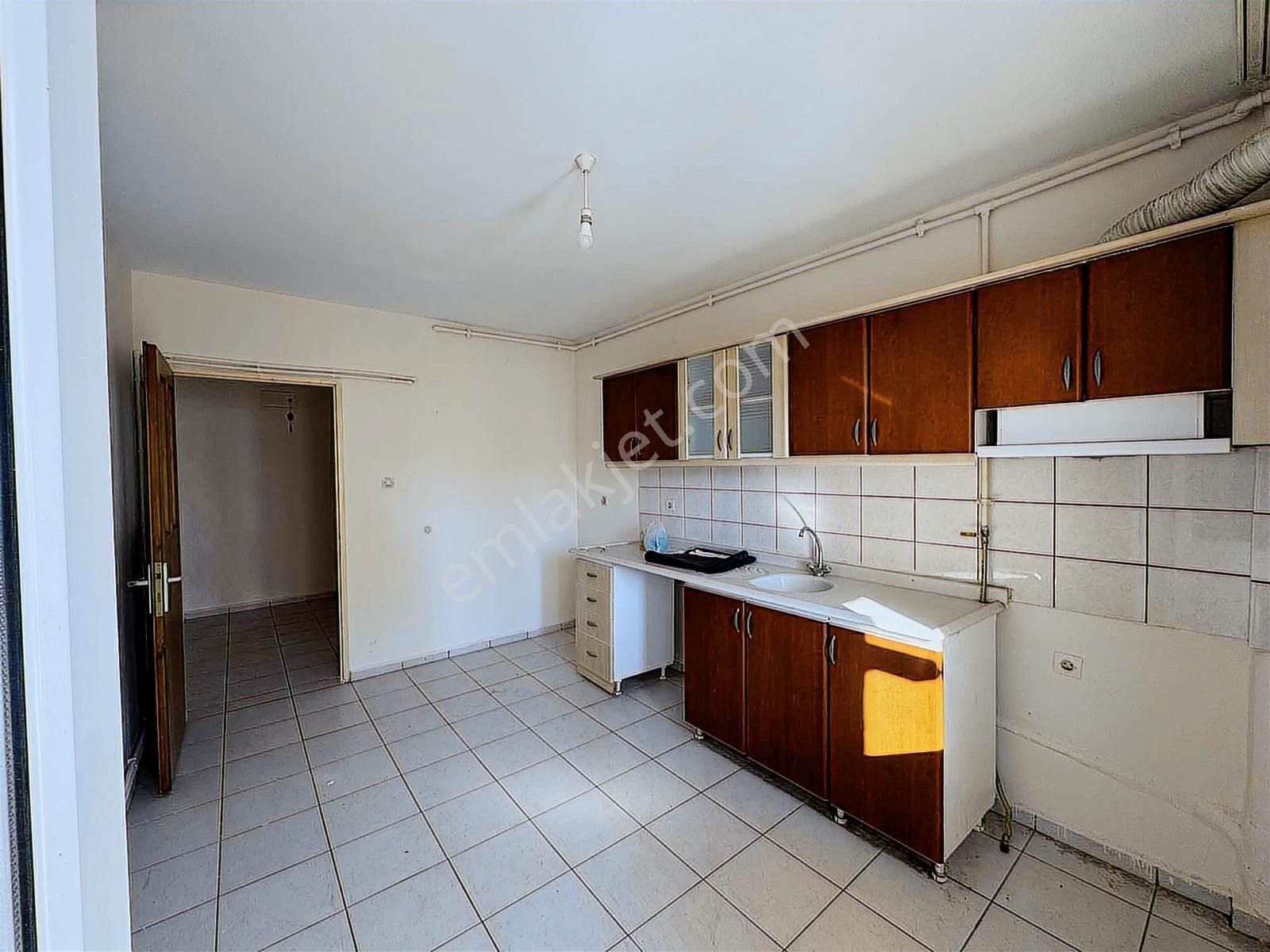 Süper Konumlu Tertemiz Kiralık İldem A - Görsel 2