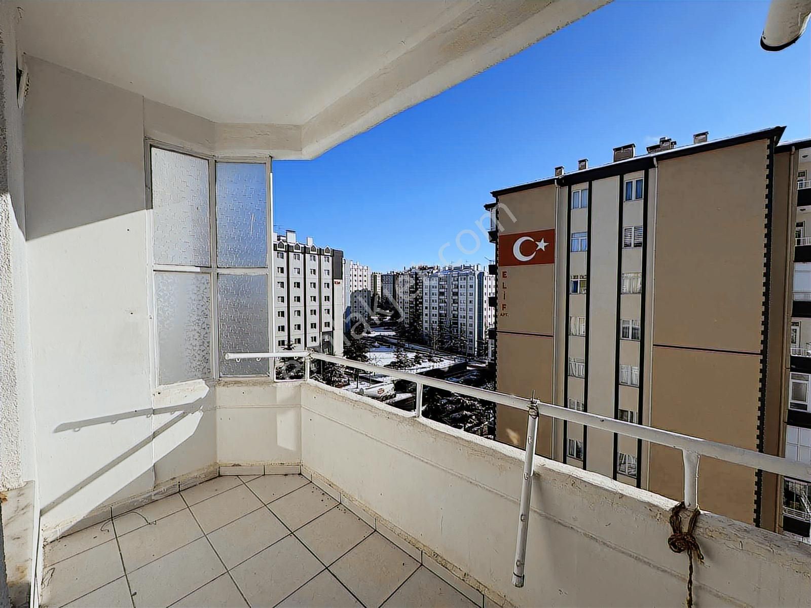 Süper Konumlu Tertemiz Kiralık İldem A - Görsel 12