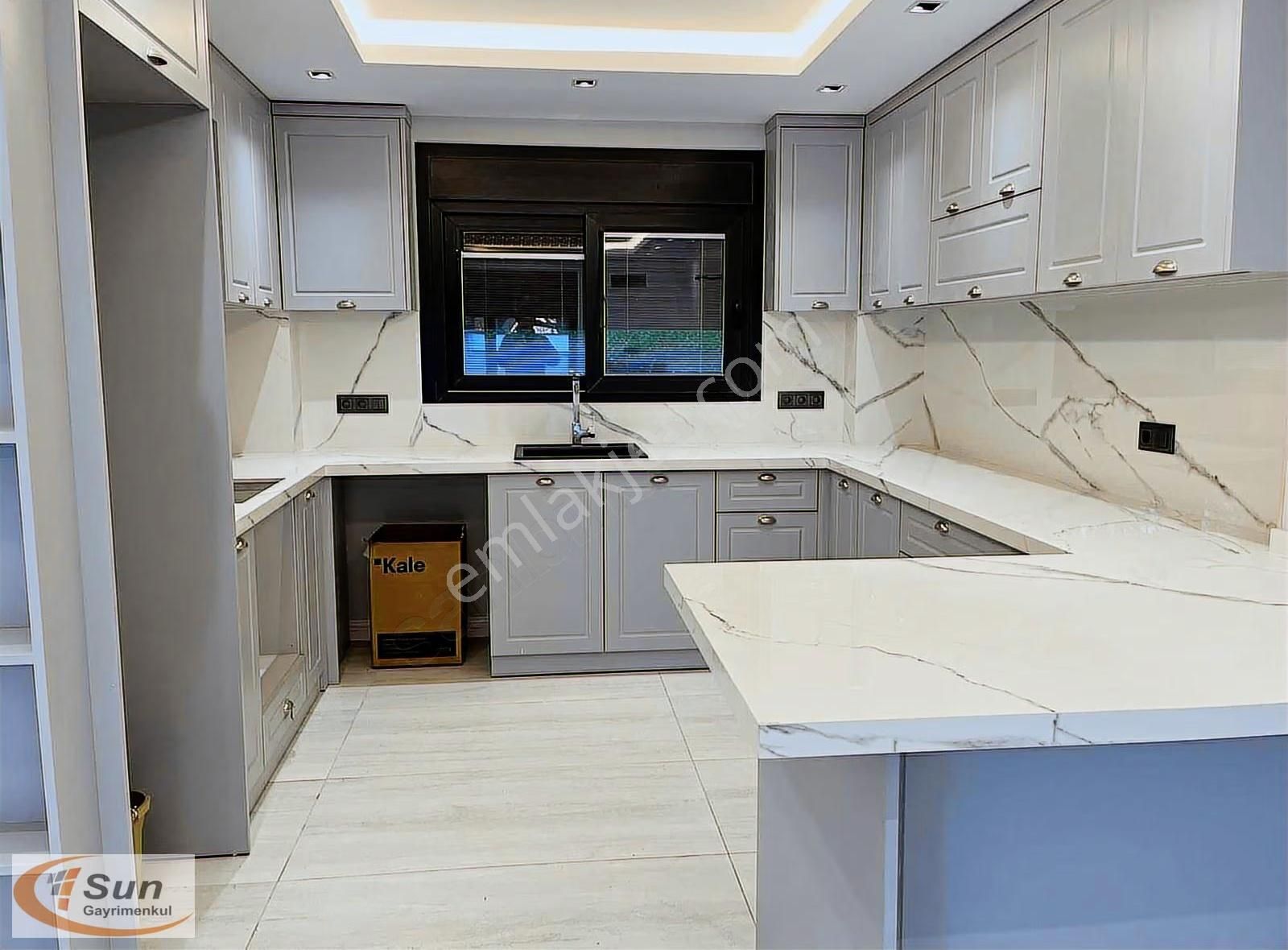 Sun'dan 4+1 190m2 Denize Yakın Havuzlu Ultra Lüks Villa !!!!!!! - Görsel 11