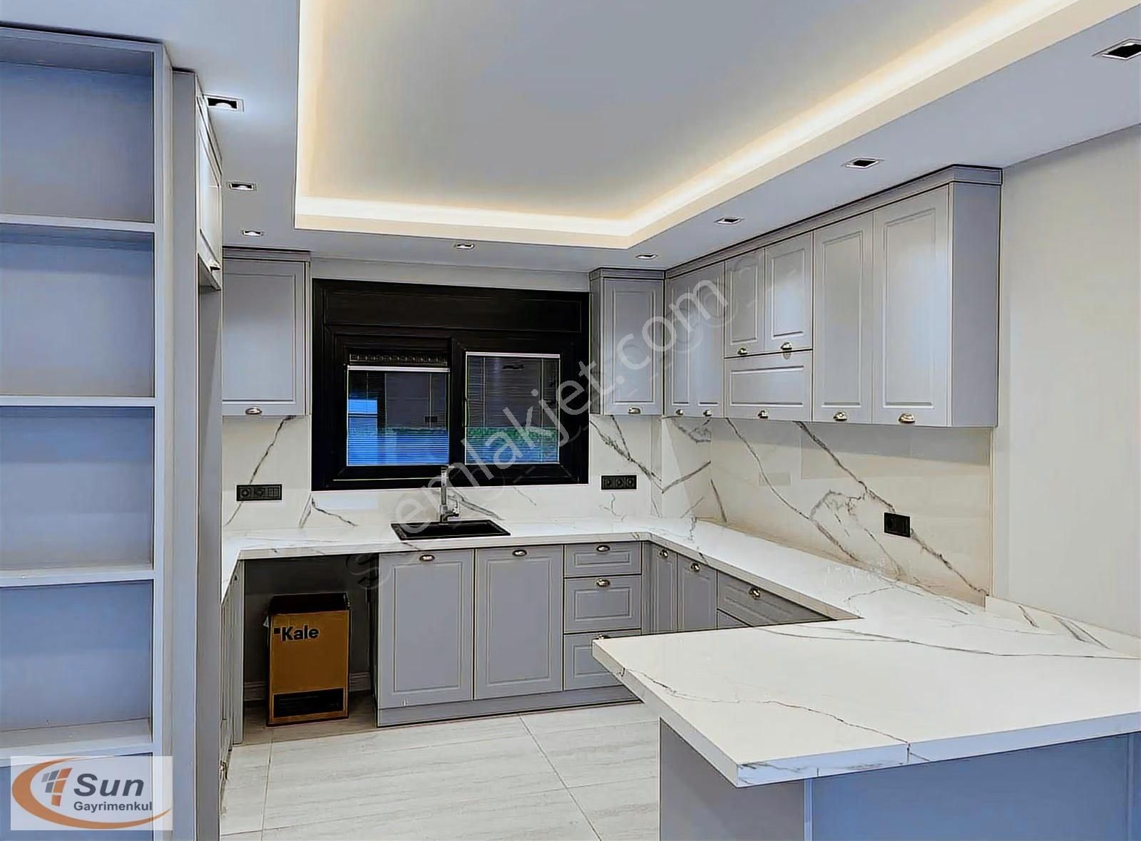 Sun'dan 4+1 190m2 Denize Yakın Havuzlu Ultra Lüks Villa !!!!!!! - Görsel 22