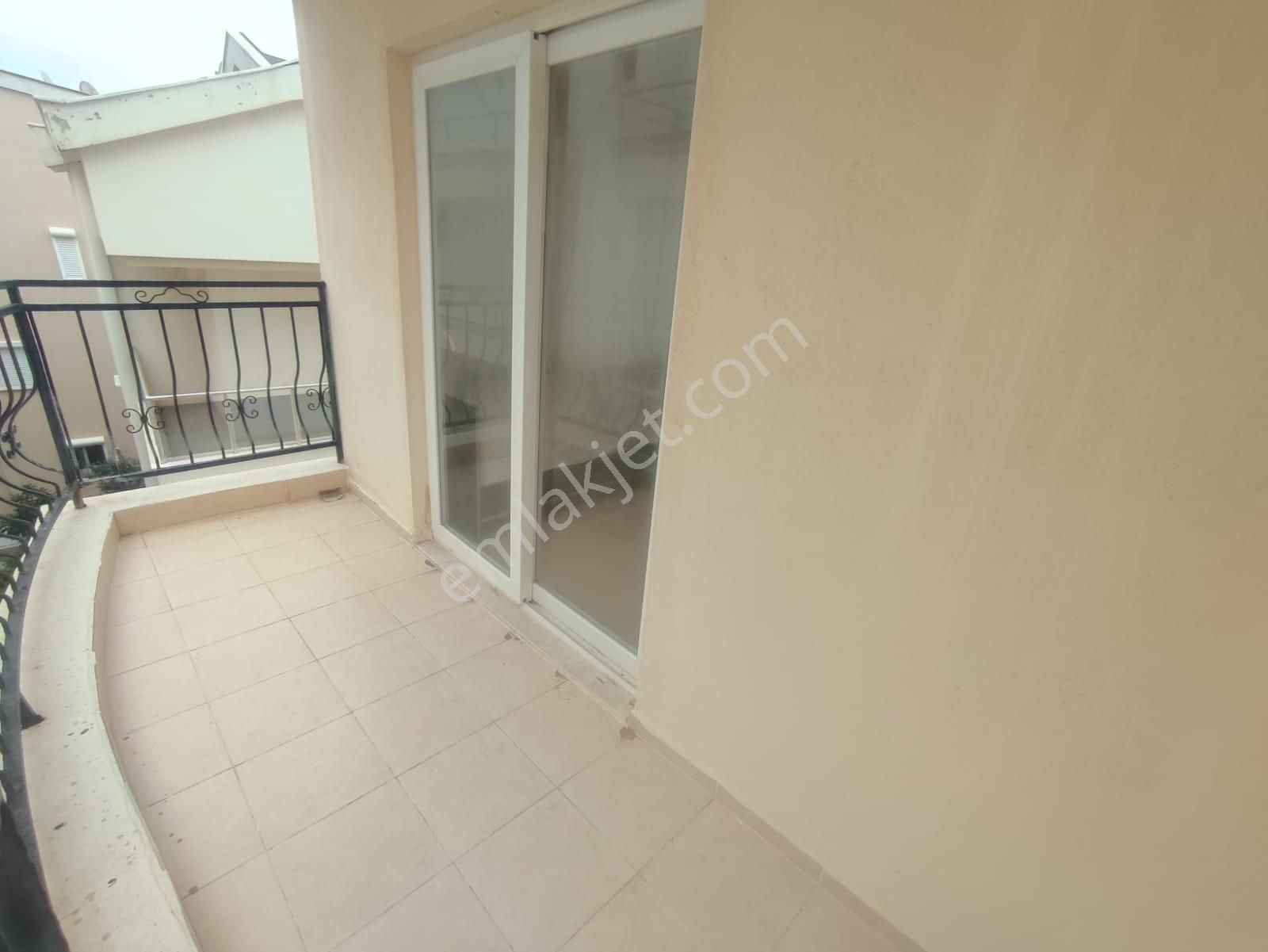 Altınkum Mahallesinde 3+1 Denize 2 Dk Yürüme Mesafesinde Çatı Dubleks - Görsel 22