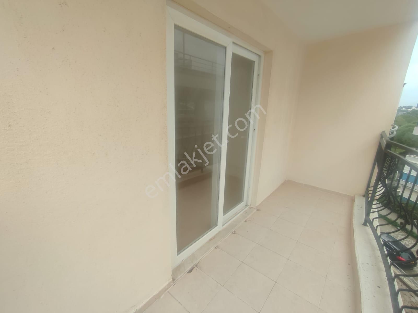 Altınkum Mahallesinde 3+1 Denize 2 Dk Yürüme Mesafesinde Çatı Dubleks - Görsel 23