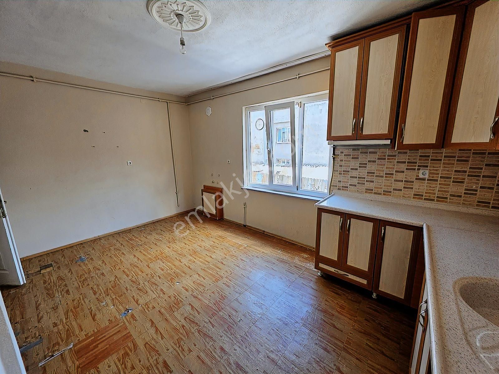 Çınarönünde Kapalı Pazara Yakın Ara Kat 2+1 Geniş Daire - Görsel 7